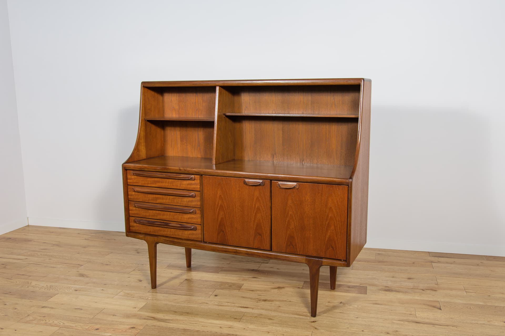 Komoda highboard, teak brązowy, proj. J. Herbert, A. Younger Ltd, Wielka Brytania, lata 60. - 193390