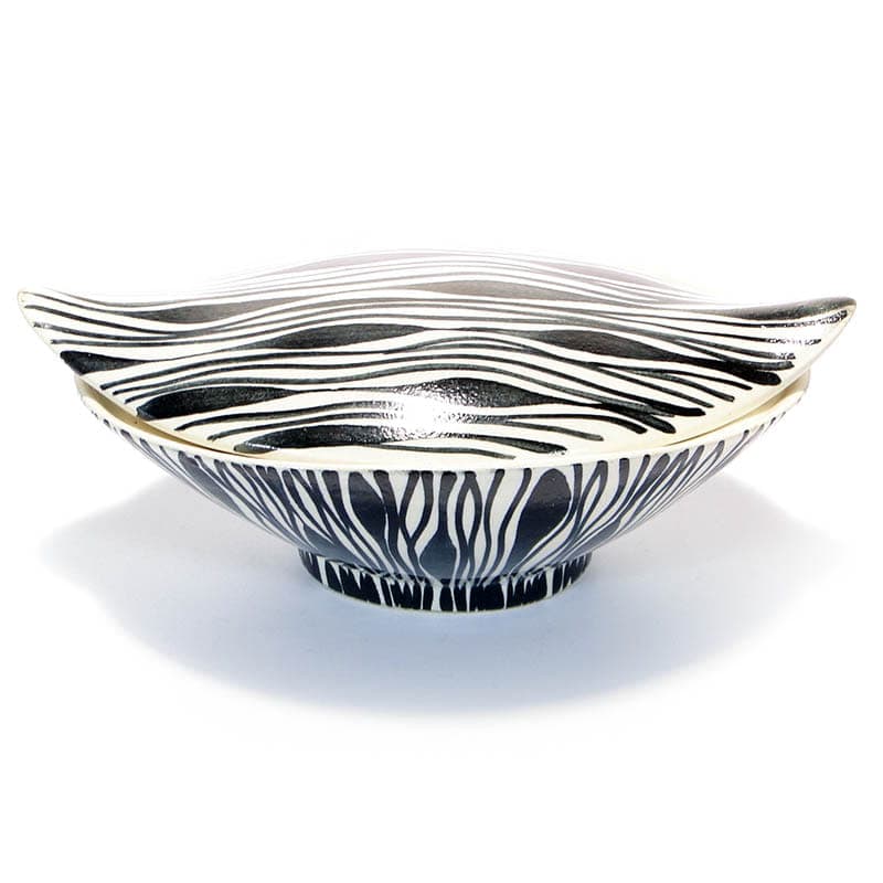 Bonbonniere, model 5054, white ceramics, hand-painted by A. Piwowarska, Włocławek, Poland, 1950s - 193625