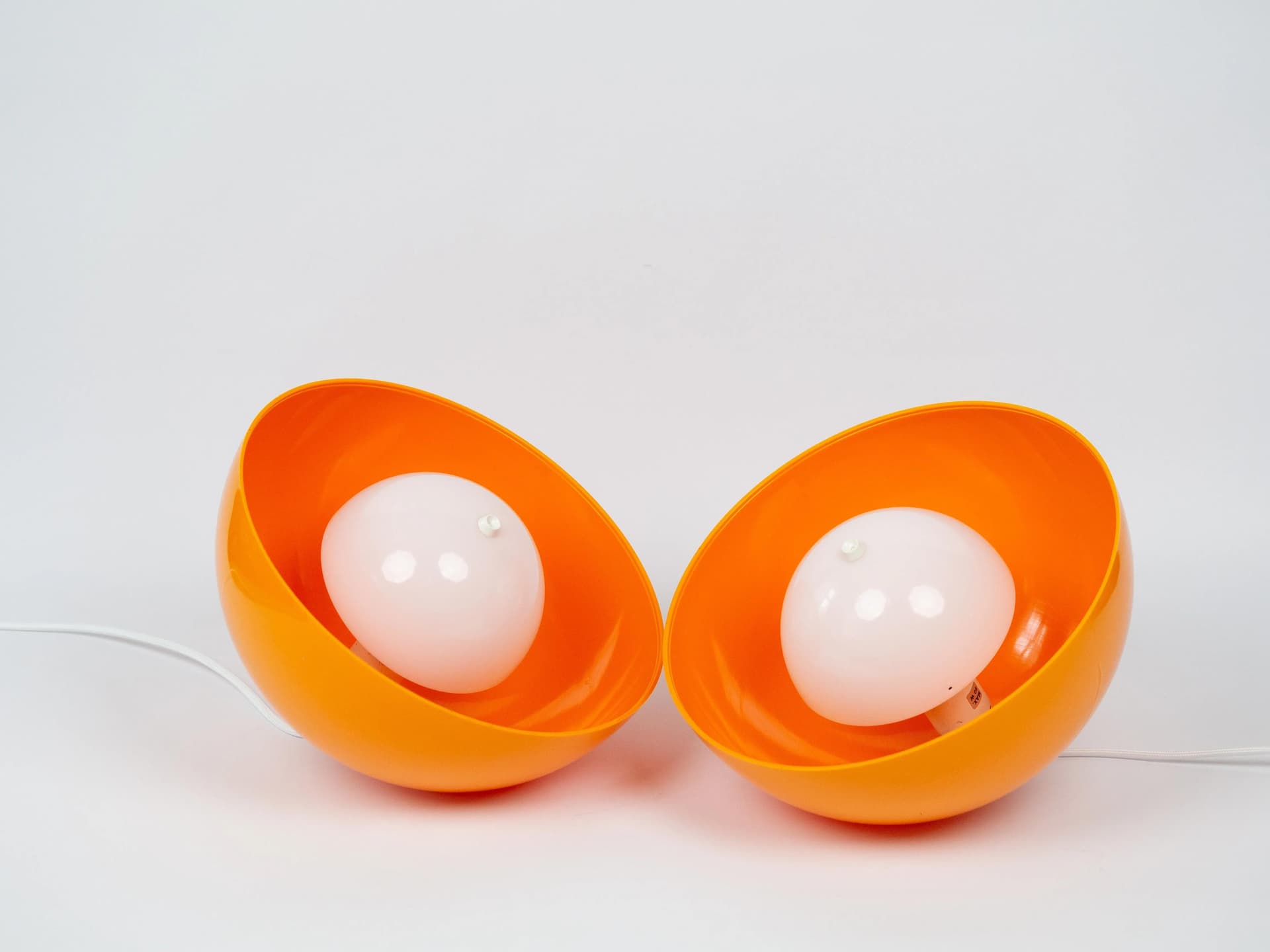 Pomarańczowe aluminiowe lampy wiszące space-age, Dania, lata 70. - 13588