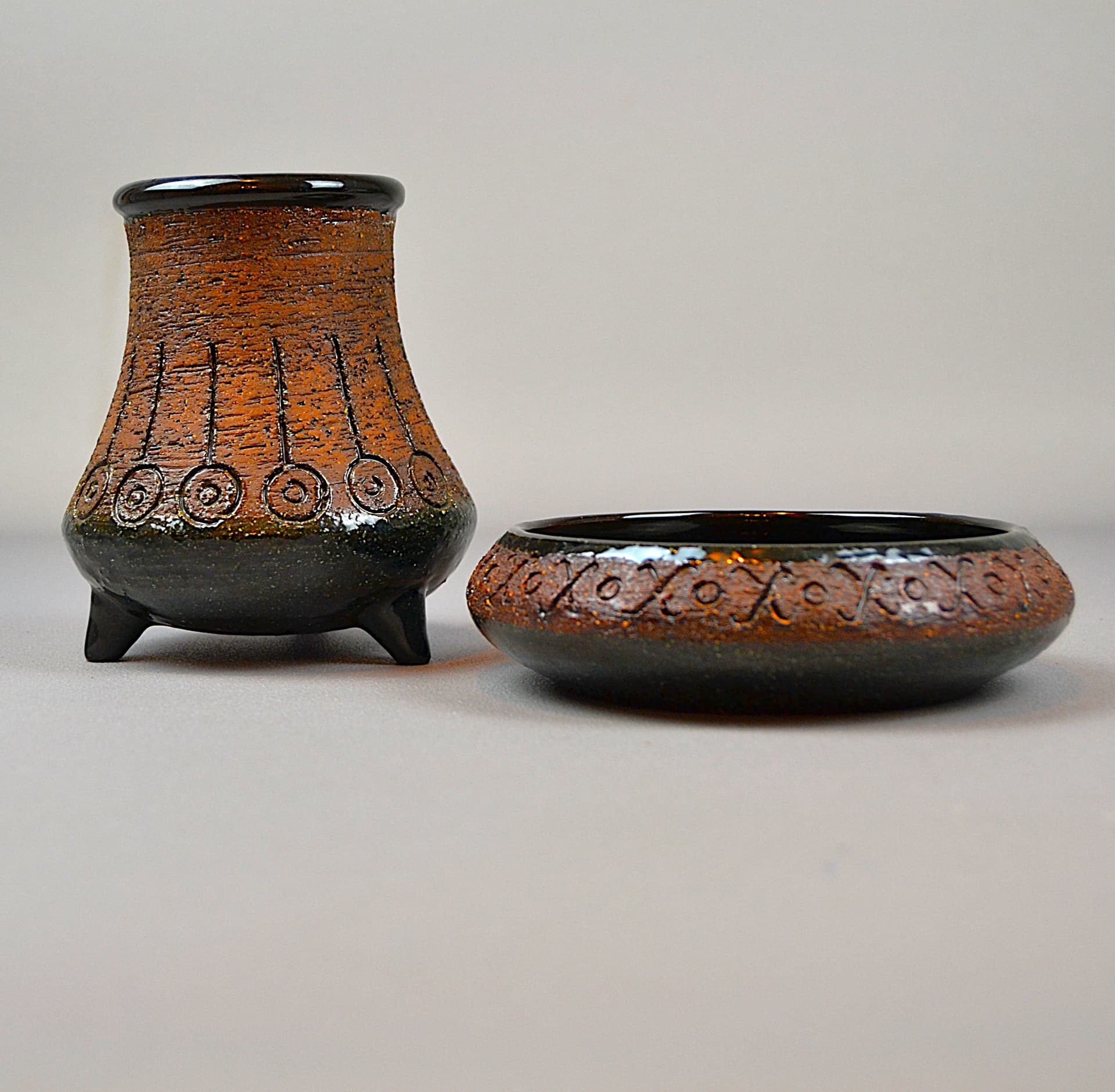 Set of decorative vessels, brown black, ceramics, by E. Bjerény, Sweden, 1960s. - 194568