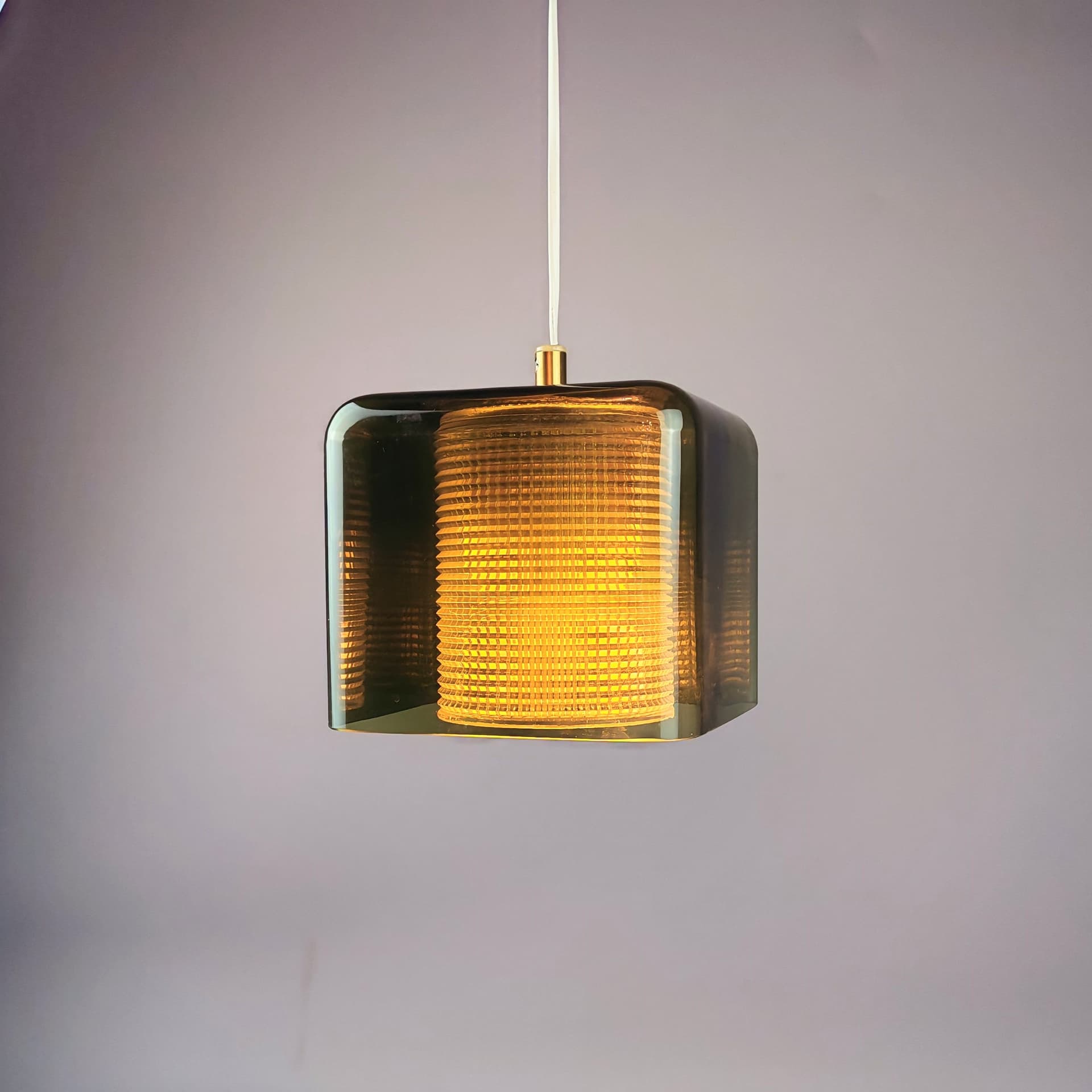 Lampa sufitowa, oliwkowa zieleń szkło, proj. C. Fagerlund, Orrefors, Szwecja, lata 60. - 194594