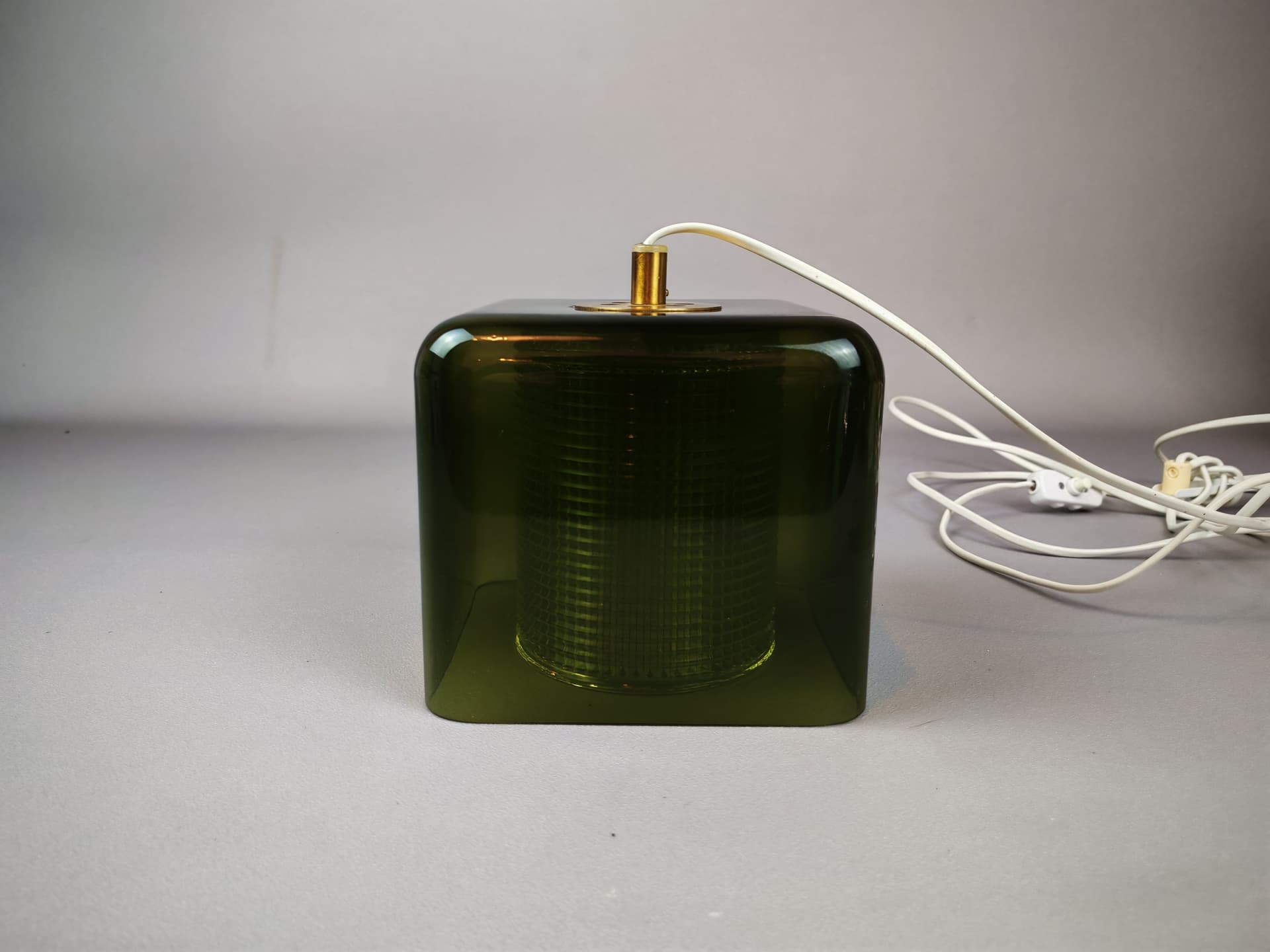 Lampa sufitowa, oliwkowa zieleń szkło, proj. C. Fagerlund, Orrefors, Szwecja, lata 60. - 194597