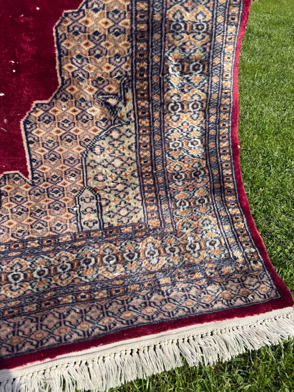 Rug Buchara, Art déco, 195x130 cm, red wool, Pakistan, 1970s. - 195149