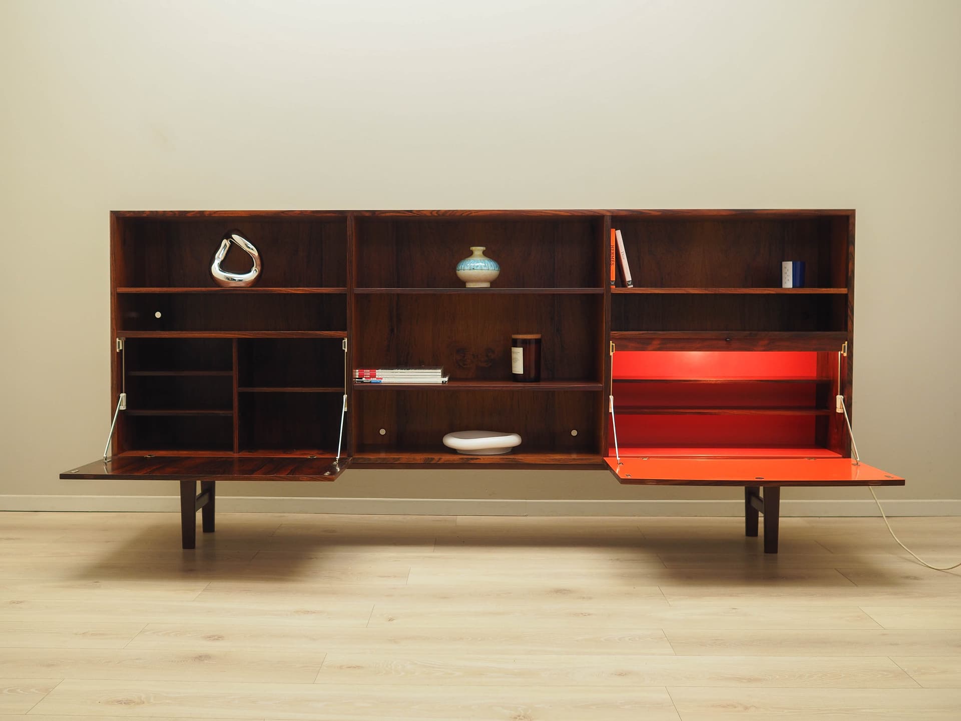 Biblioteczka, palisander brązowy, proj. I. Kofod-Larsen, Dania, lata 70. - 195341