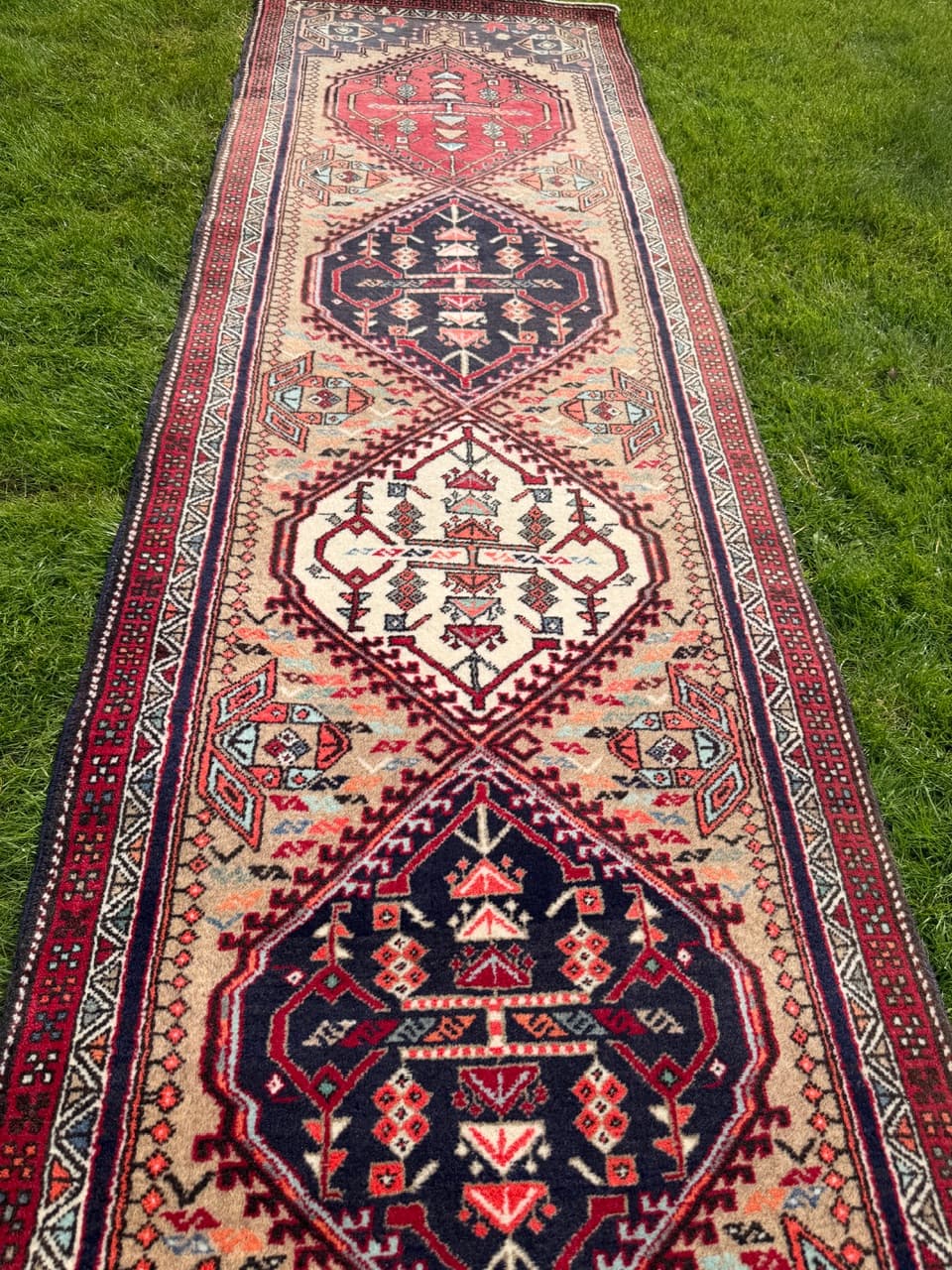 Runner Hamadan 315x80 cm, multicolor wool, Iran, 1990s. - 195366