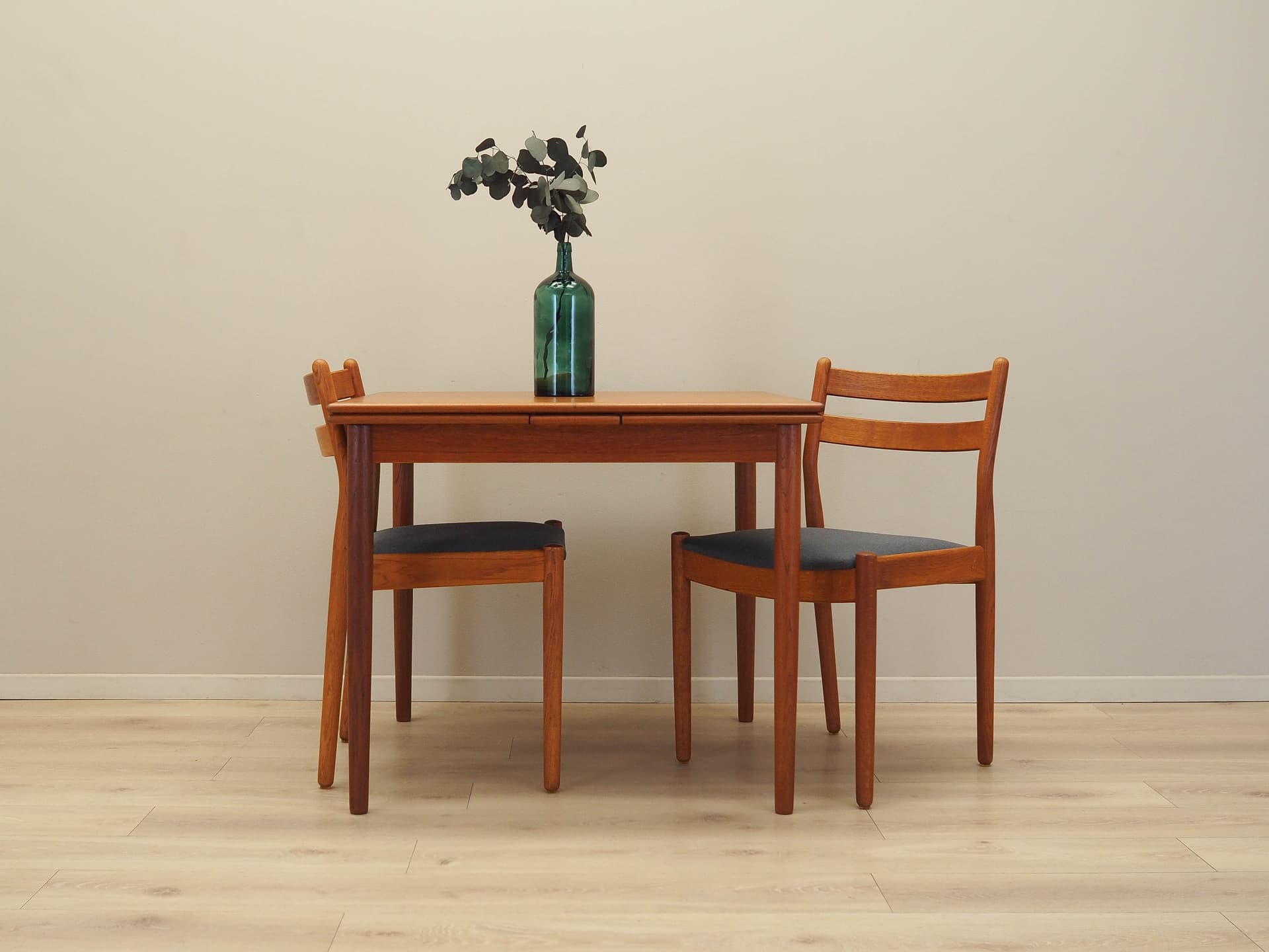 Dining Table, medium brown teak, Denmark, 1970s. - 195368