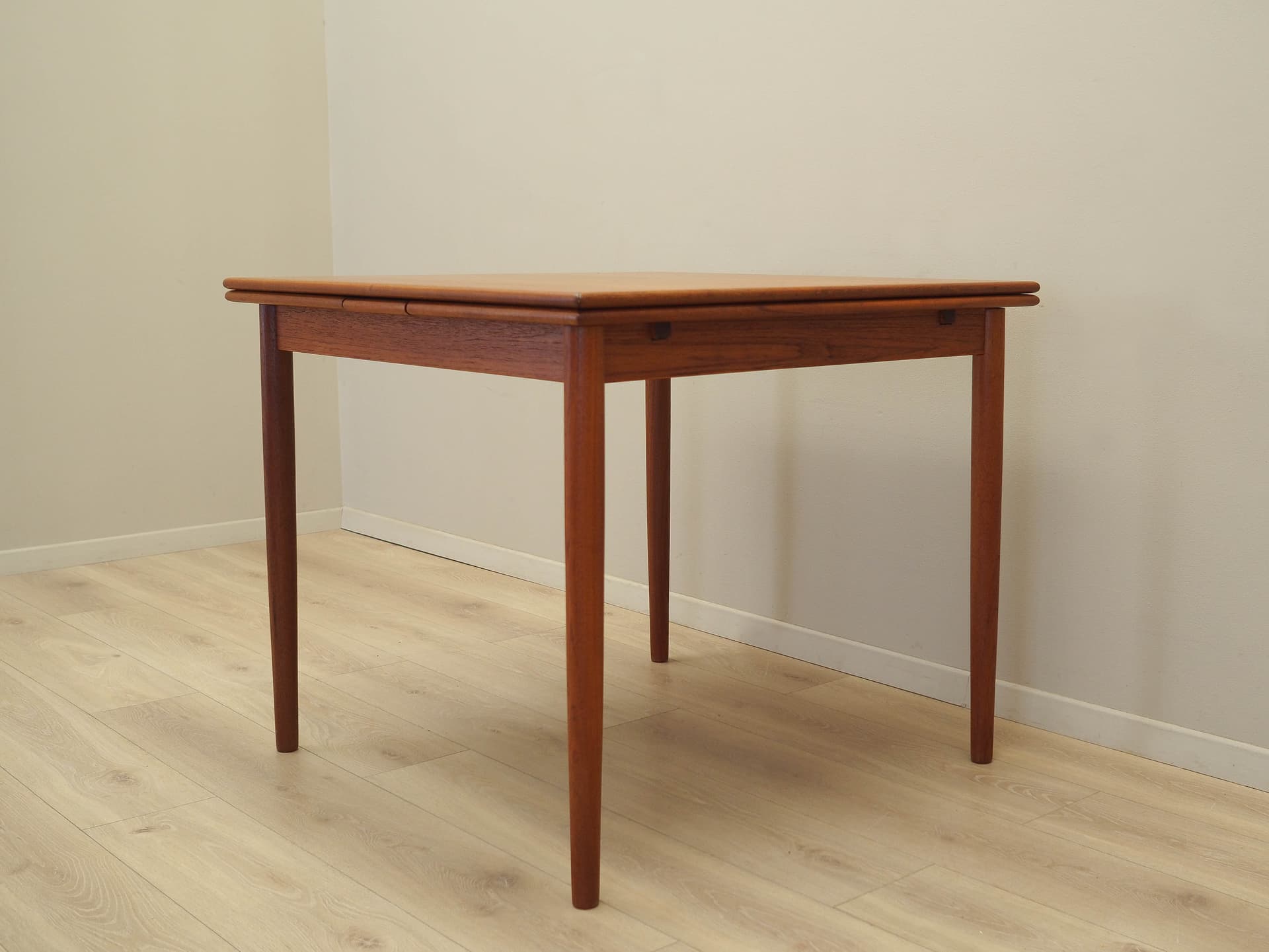 Dining Table, medium brown teak, Denmark, 1970s. - 195373