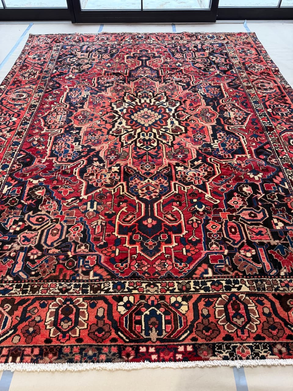 Rug Bahtiari Hamadan, 385x300 cm, multicolor wool, Iran - 195765