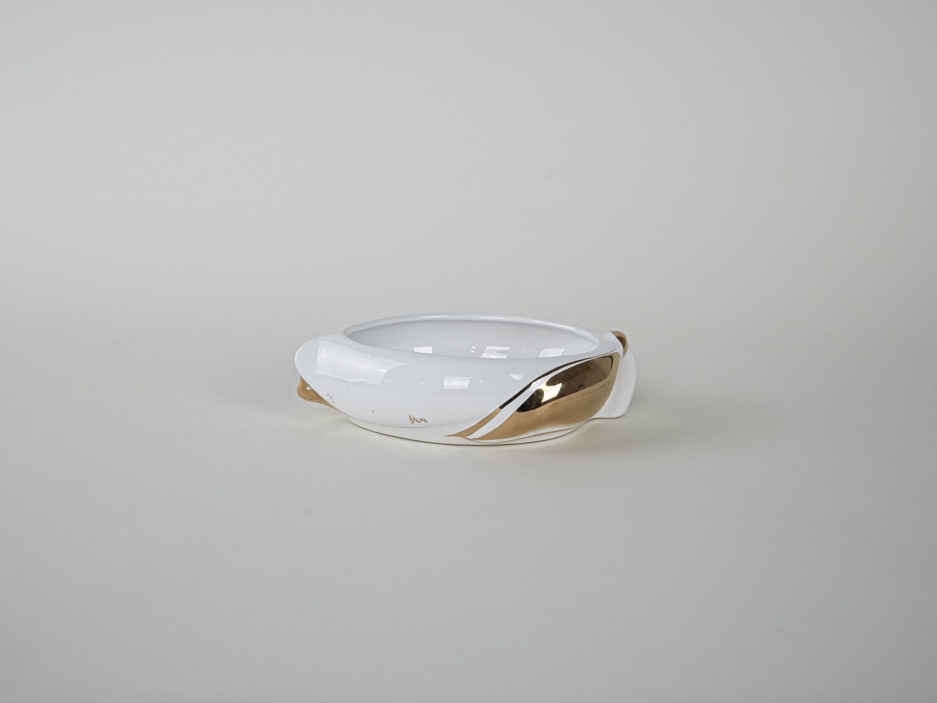 Patera dekoracyjna, owalna, biel kości słoniowej, porcelana, Włochy, lata 70. - 195917