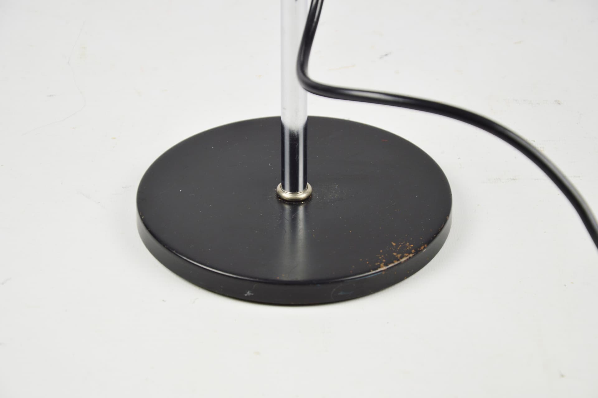 Lampa stołowa, czarny metal, lata 70. - 196032