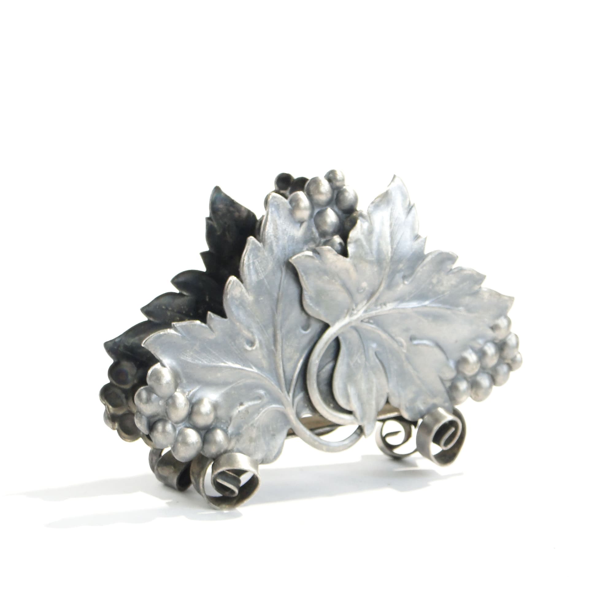 Napkin Holder, grape motif, silver metal, Poland, 1950s. - 196089