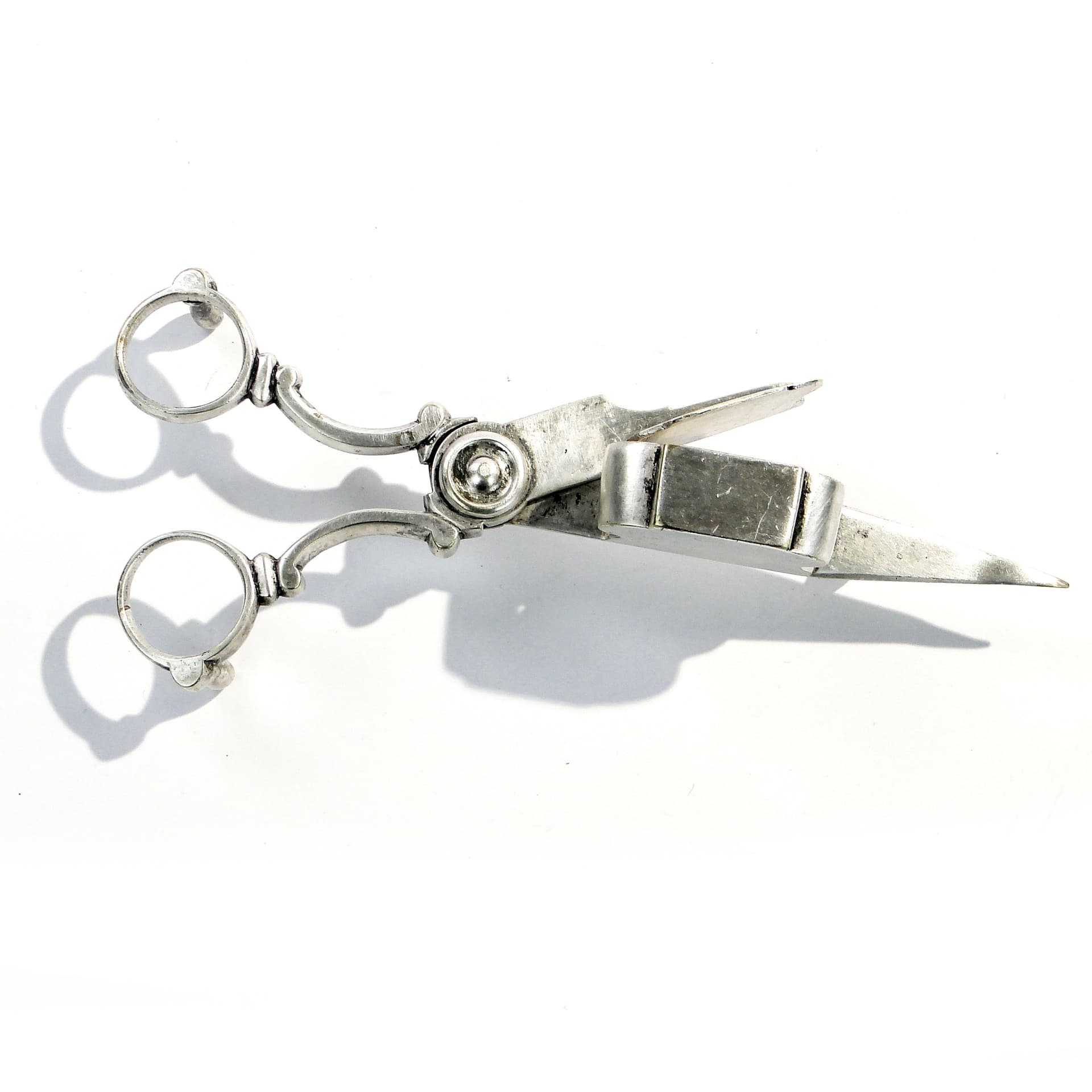 Candle wick trimmers Empire, silver brass, Fraget, Poland, 19th c.