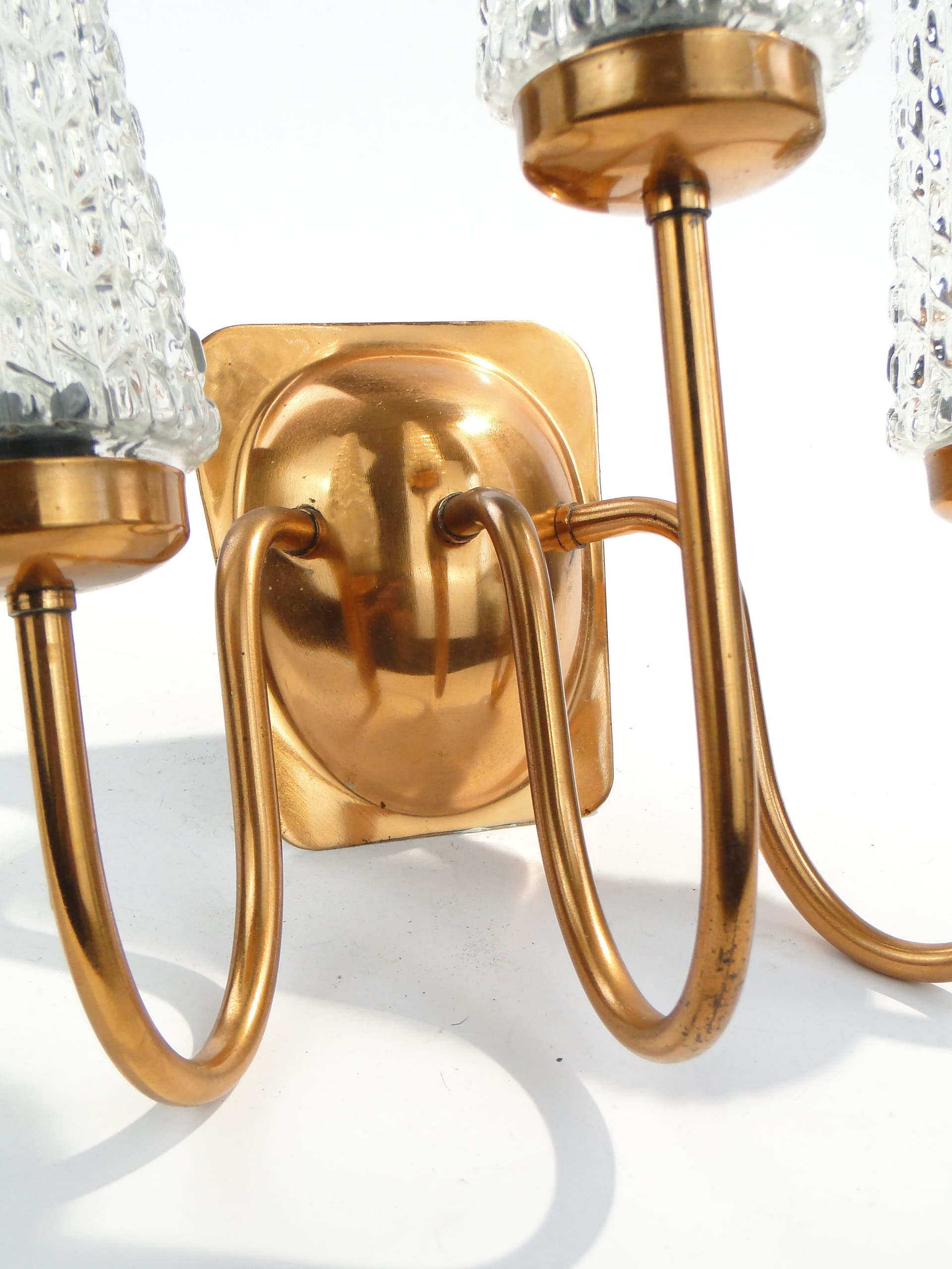 Kinkiet trójramienny, miedź, szkło, Polska, lata 70. - 1360