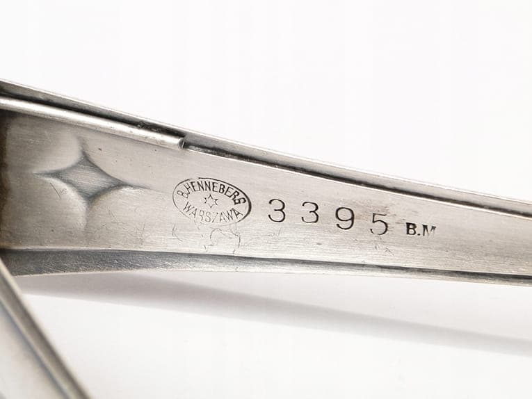 Table tongs Art Deco, silver metal, Bracia Henneberg, Poland, 1930s. - 196236