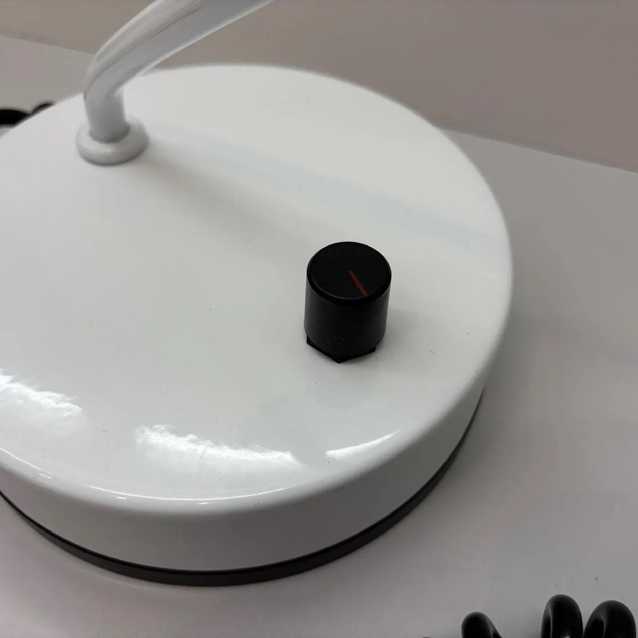 Lampa biurkowa, stal biała, Włochy, lata 80. - 13732