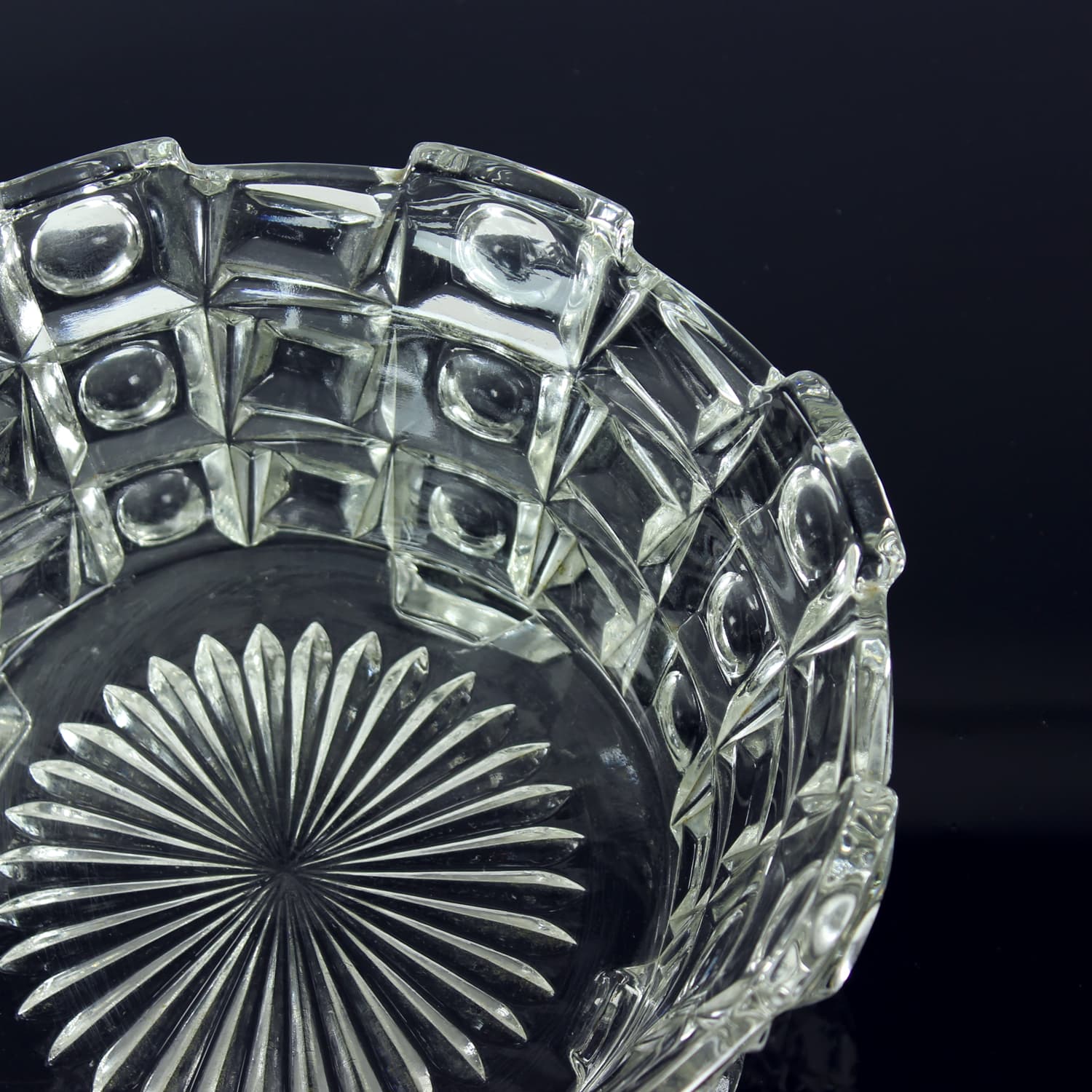 Set of Two Art Deco Bowls, transparent glass, Libochovice, Czechoslovakia, 1930s. - 196478