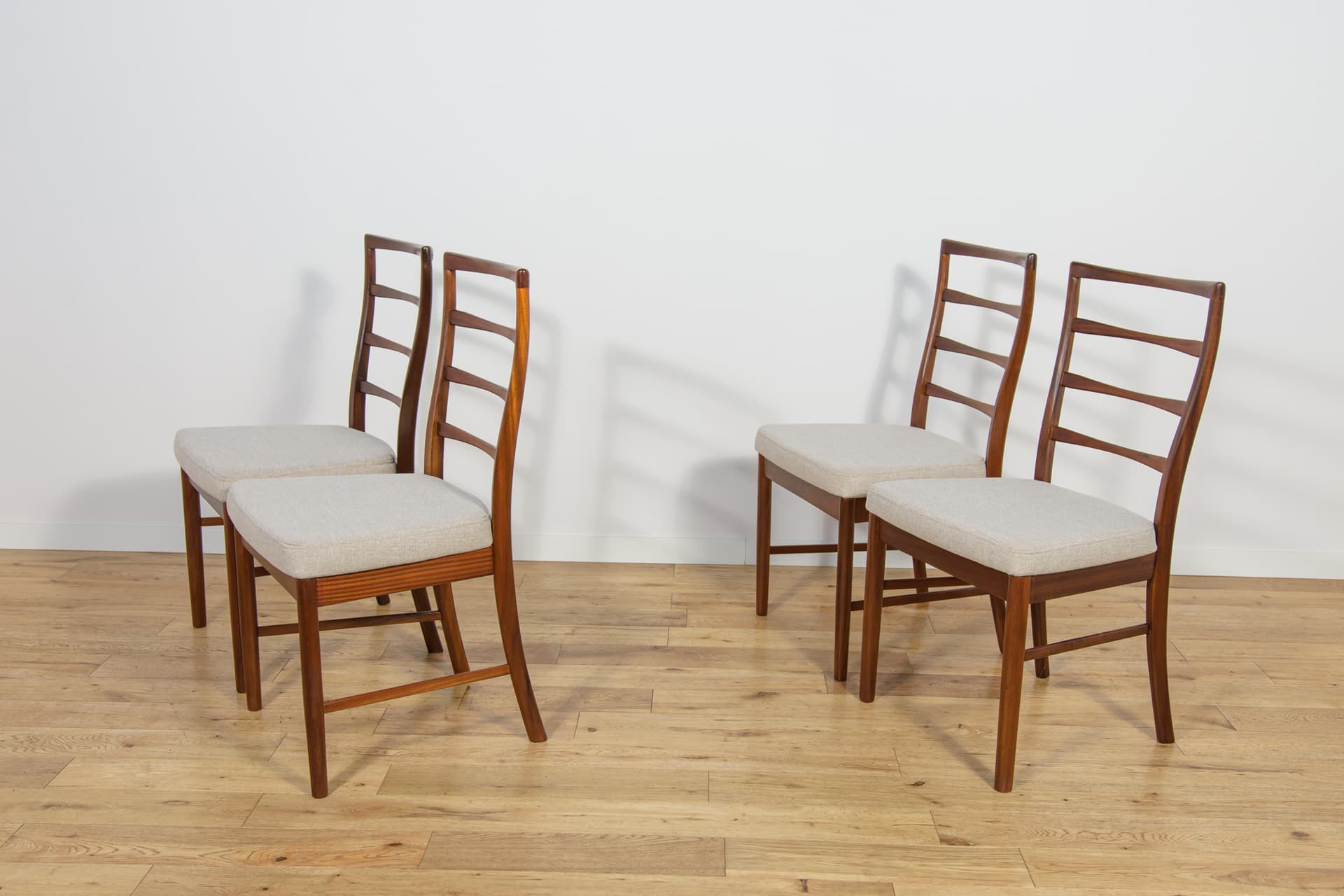 Set of four chairs, light brown teak, McIntosh, United Kingdom, 1960s. - 196512