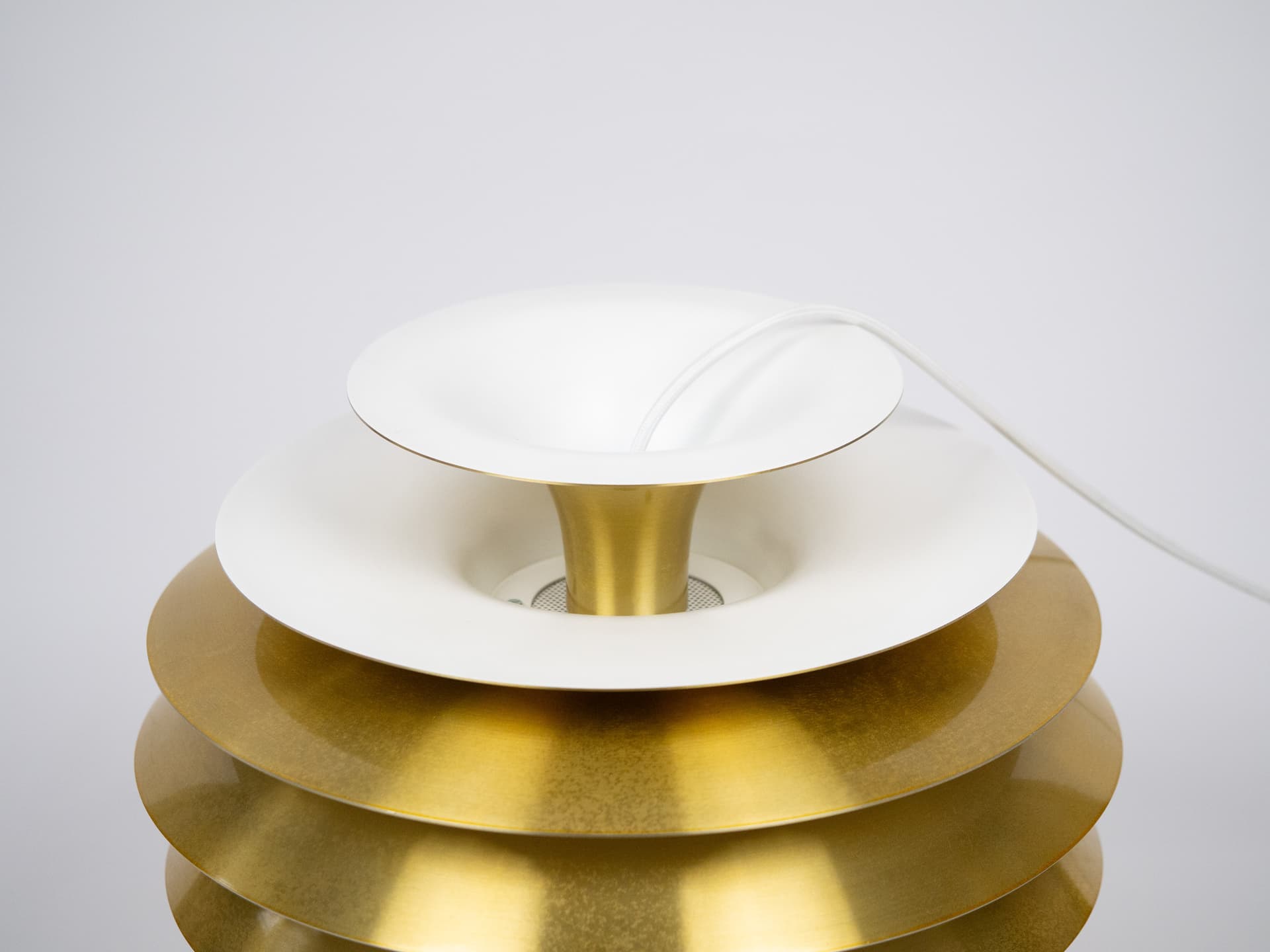 Lampa wisząca Barcelona, złoty metal, proj. B. Karlby, Lyfa, Dania, lata 70. - 196709