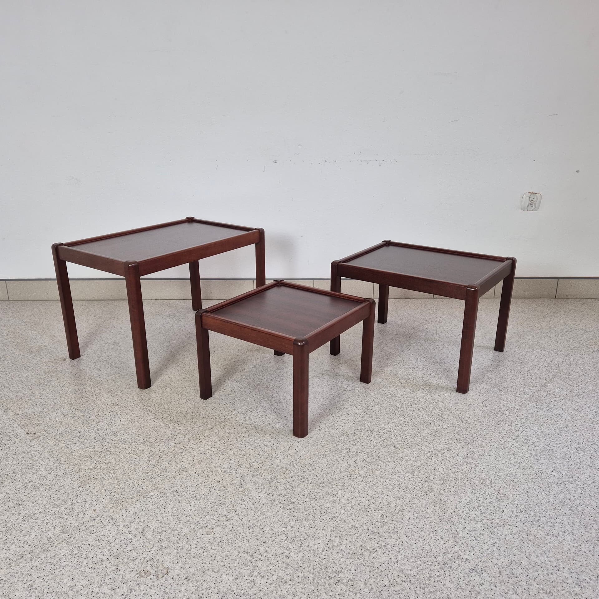 Komplet stolików modułowych, mahoń, Dania, lata 70. - 197076