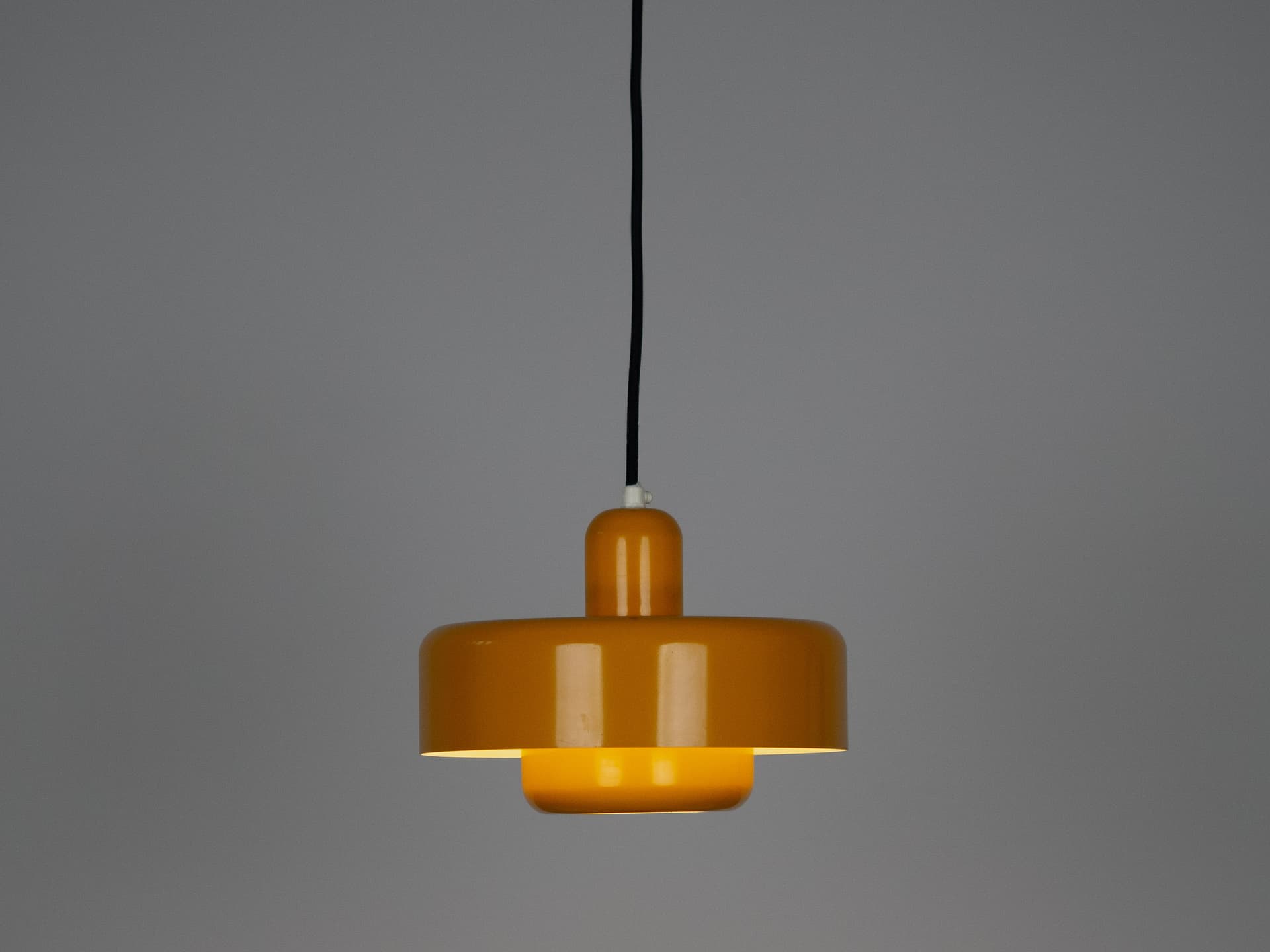 Para lamp wiszących, żółty, metal, Dania, lata 70. - 197188