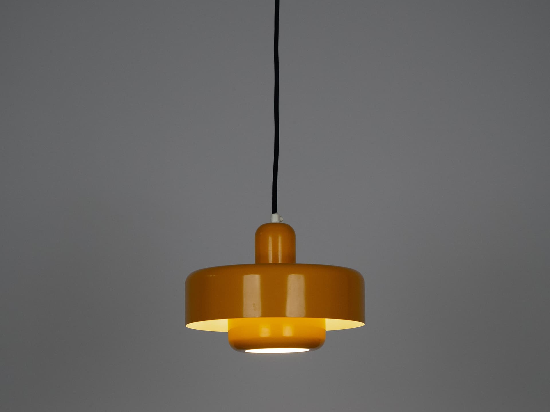 Para lamp wiszących, żółty, metal, Dania, lata 70. - 197189