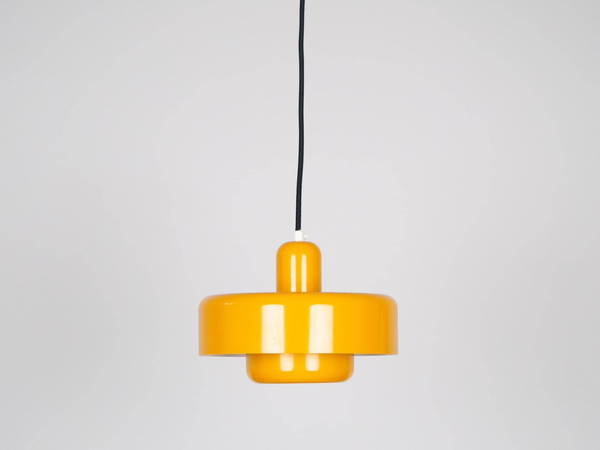 Para lamp wiszących, żółty, metal, Dania, lata 70. - 197187