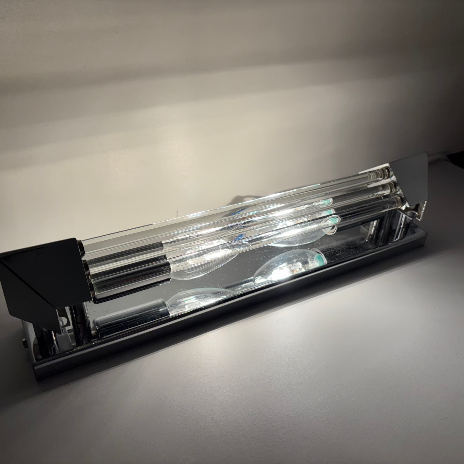 Para kinkietów, chromowana stal srebrna, szkło przezroczyste, Włochy, lata 80. - 197251