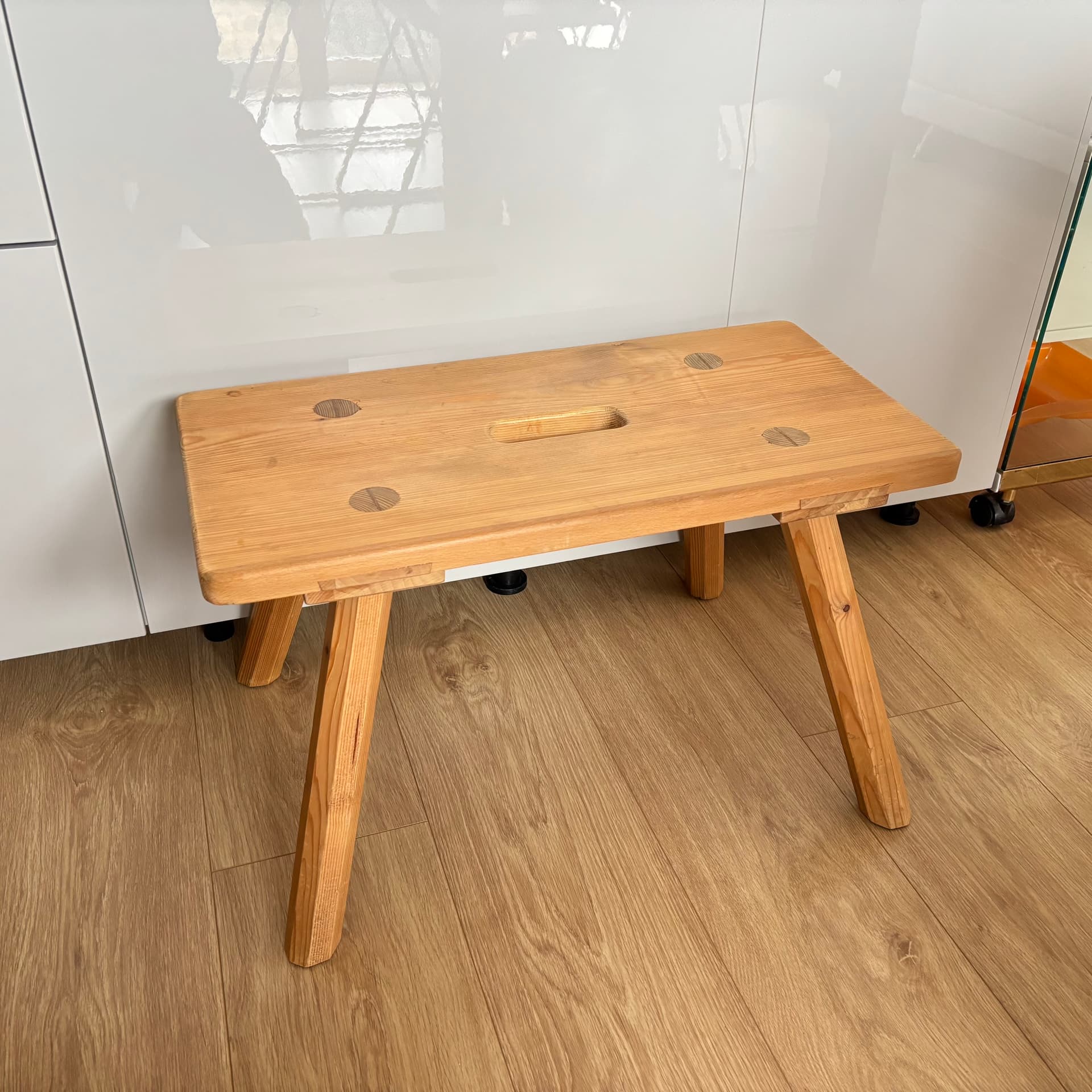 Stool, light brown pine, Germany, 1980s. - 197310