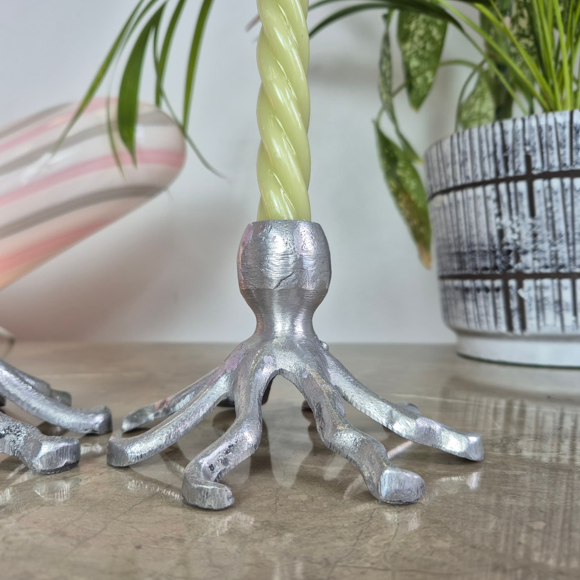 Świecznik ośmiornica, srebrny, aluminium, Szwecja, lata 80. - 197474