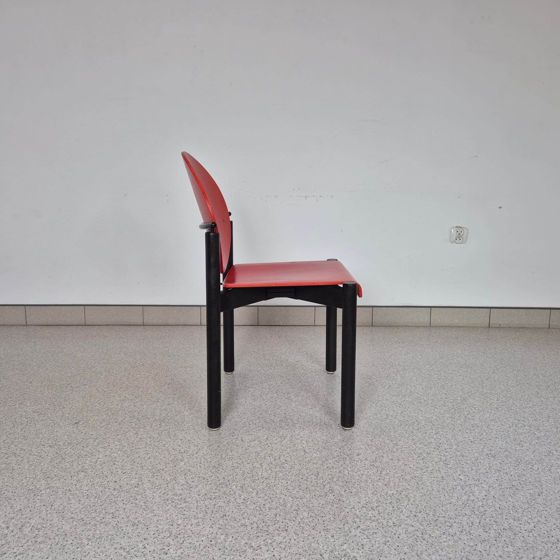 Krzesło, czerwony, sklejka, Kusch&Co, Niemcy, lata 70. - 197694