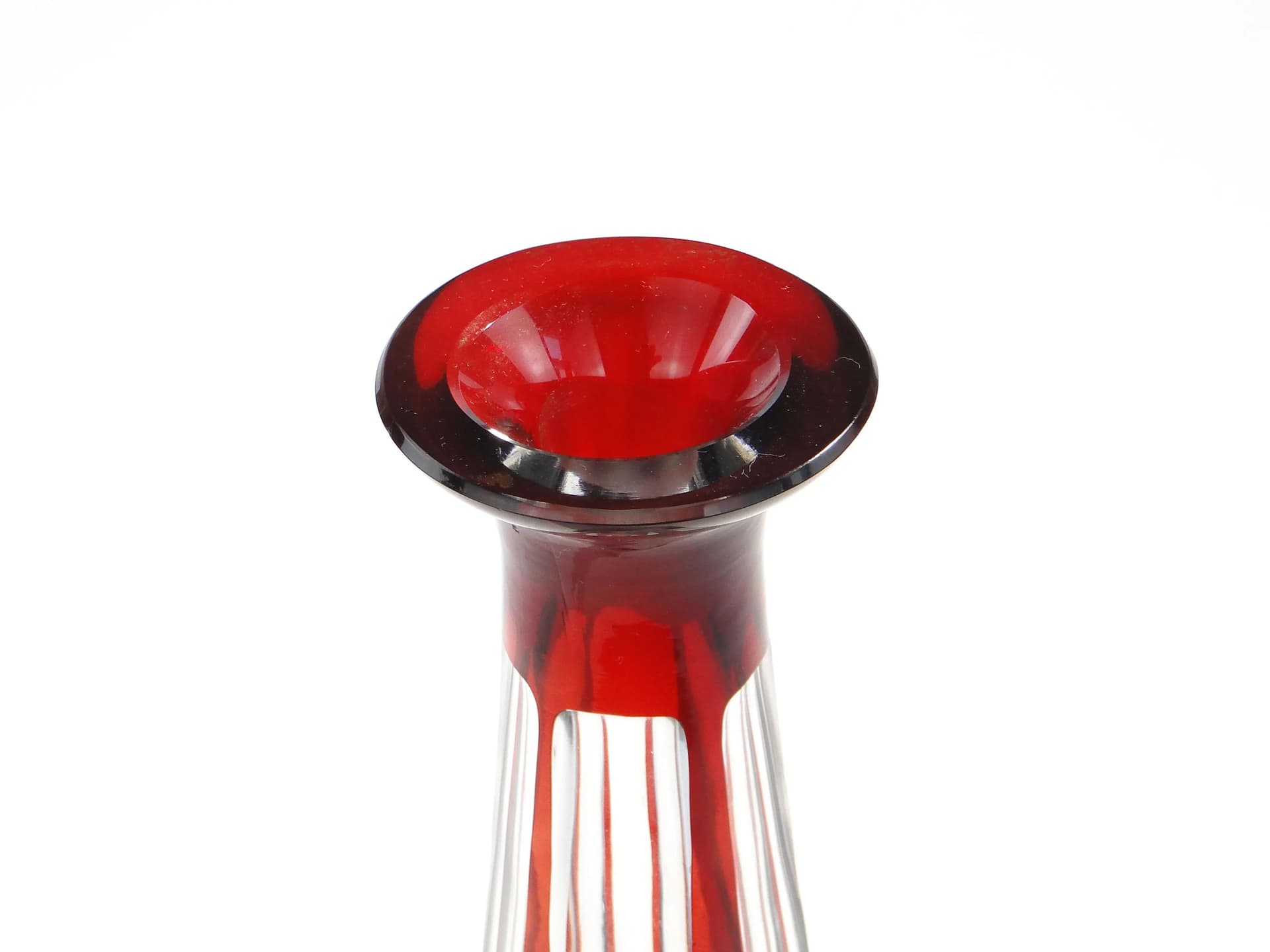 Decanter Art Deco, ruby glass, Czechoslovakia, 1930s - 13803