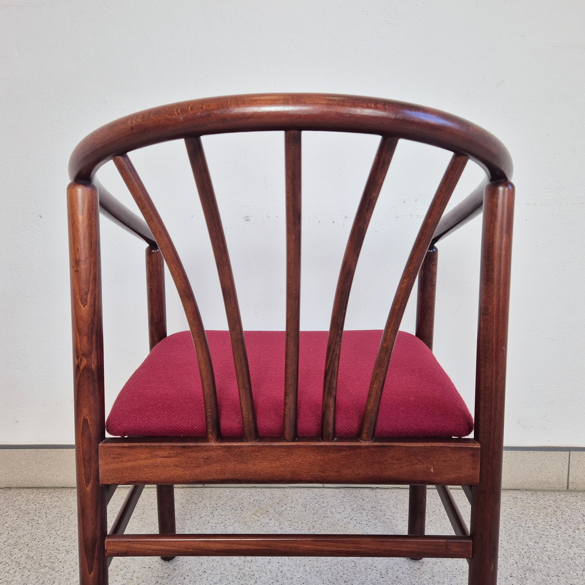 Krzesło gabinetowe, mahoń, wełna bordo, Dania, lata 70. - 198048