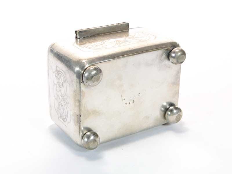 Cukiernica skrzynkowa Art déco, mosiądz srebrny, Bracia Henneberg, Polska, lata 30. - 198125