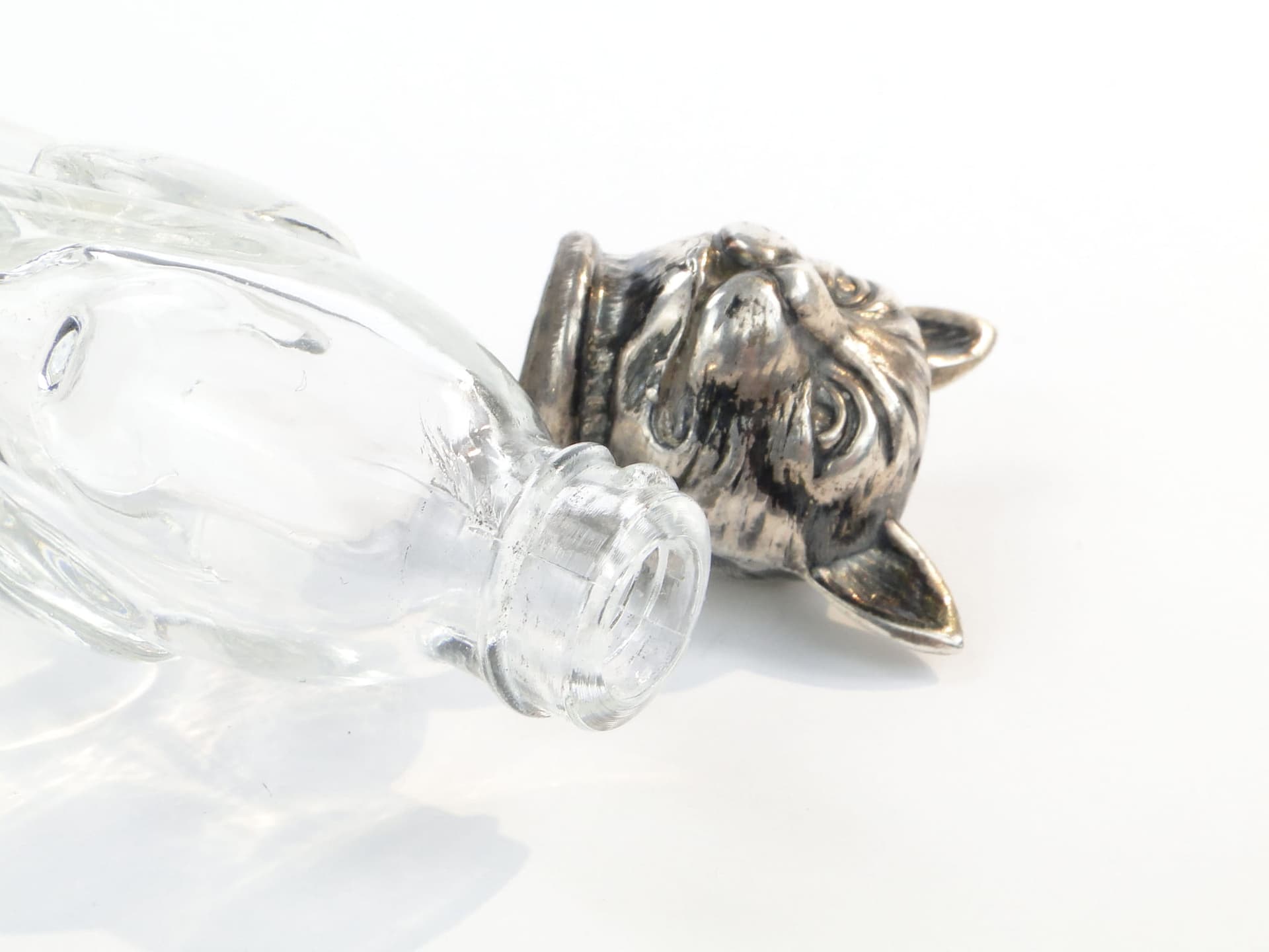 Salt Shaker Cat, transparent, crystal glass, silver, Germany, 19th c. - 198183