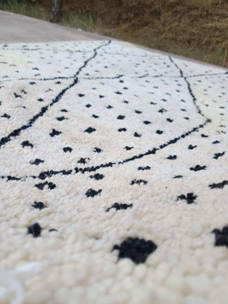 Handwoven rug 150x250 cm, wool, white, black, Morocco - 200254