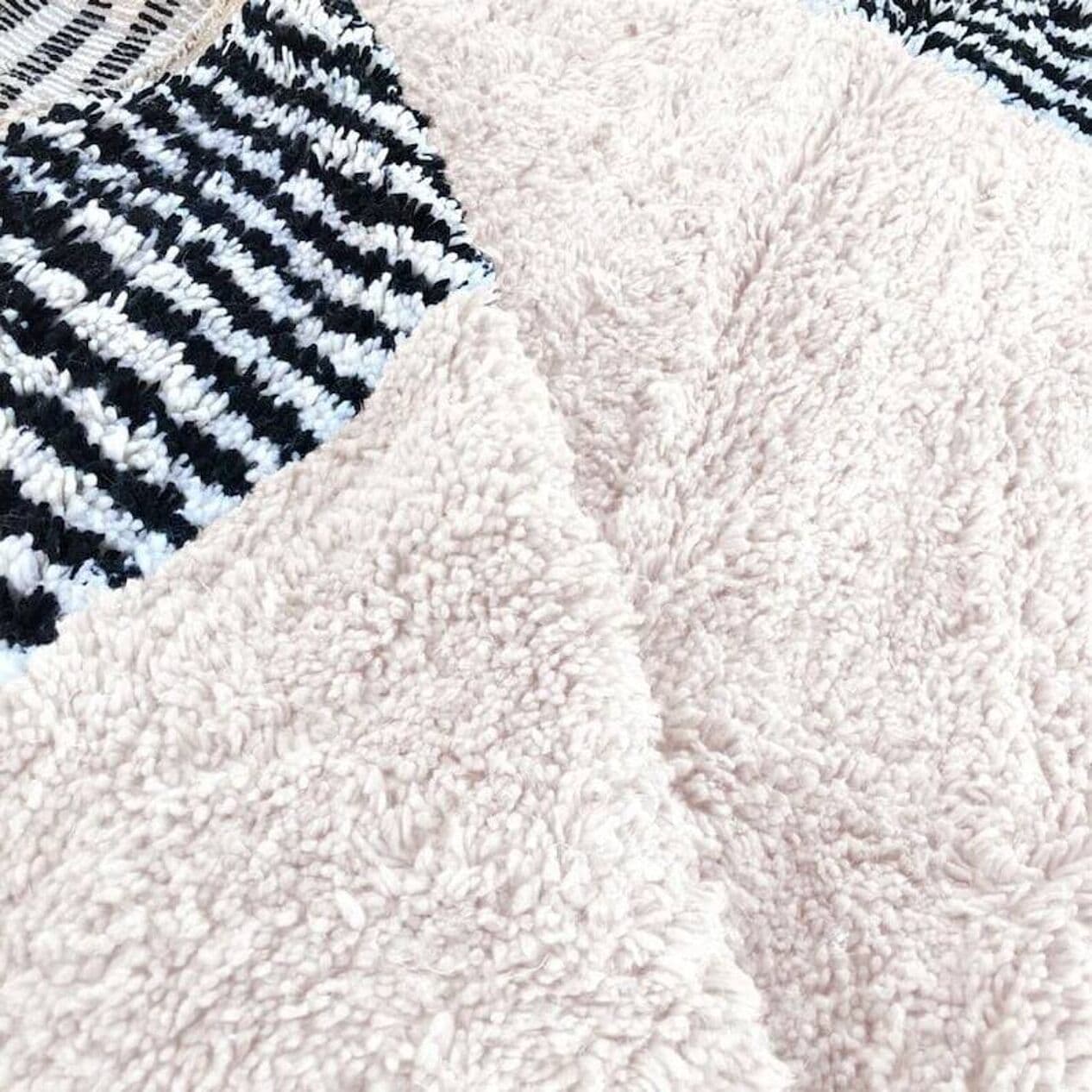 Ręcznie tkany dywan 160x240 cm, wełna, biały, czarny, Maroko - 200142