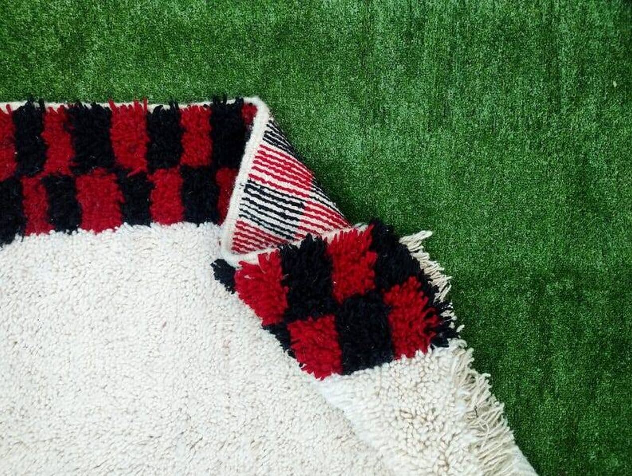 Handwoven rug 150x250 cm, wool, cream, red, black, Morocco - 199978