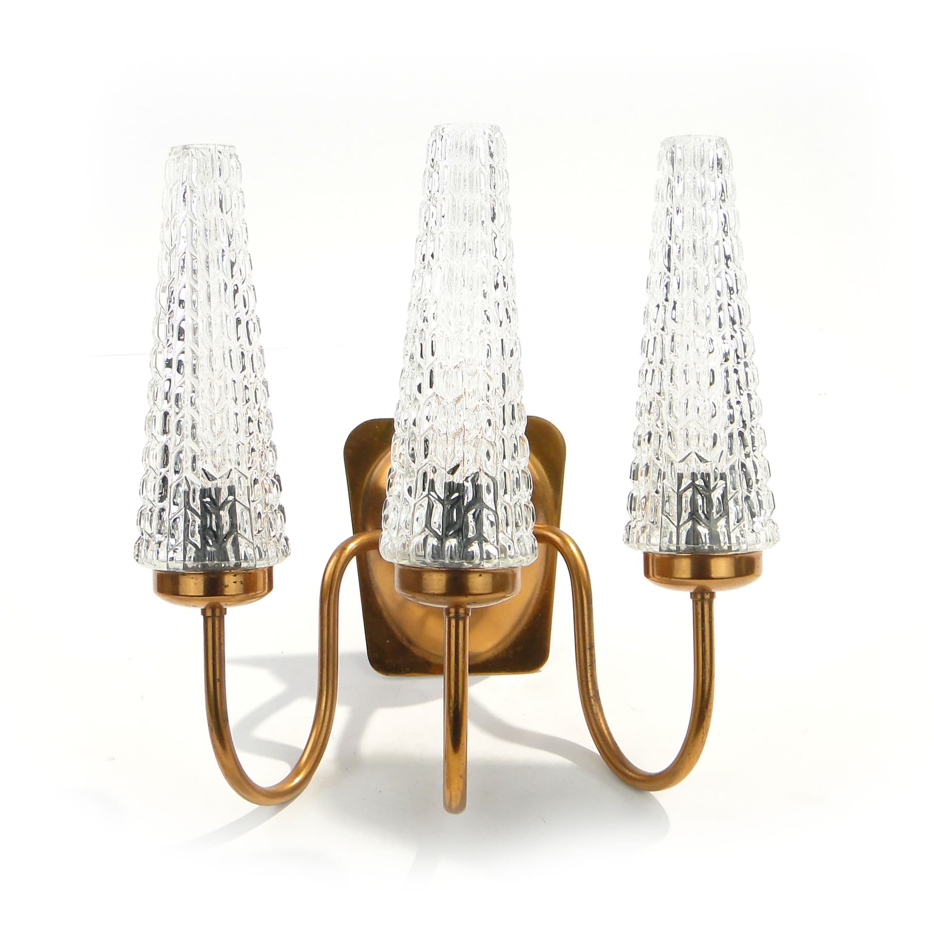 Kinkiet trójramienny, miedź, szkło, Polska, lata 70. - 1382