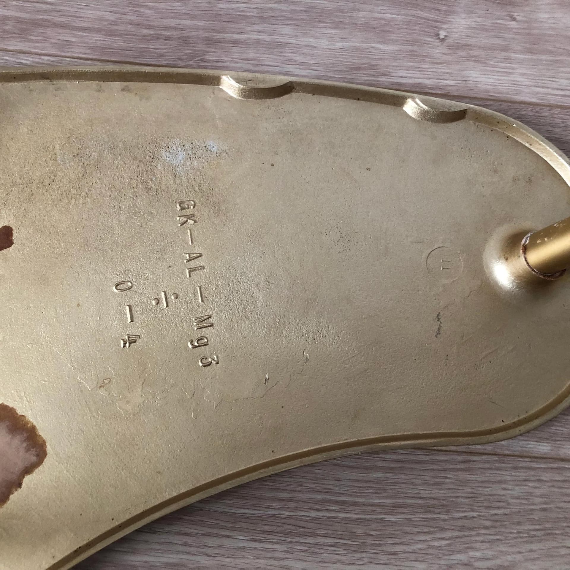 Kwietnik, ceramika jasnoniebieska, aluminium złoty, Niemcy, lata 60. - 14047