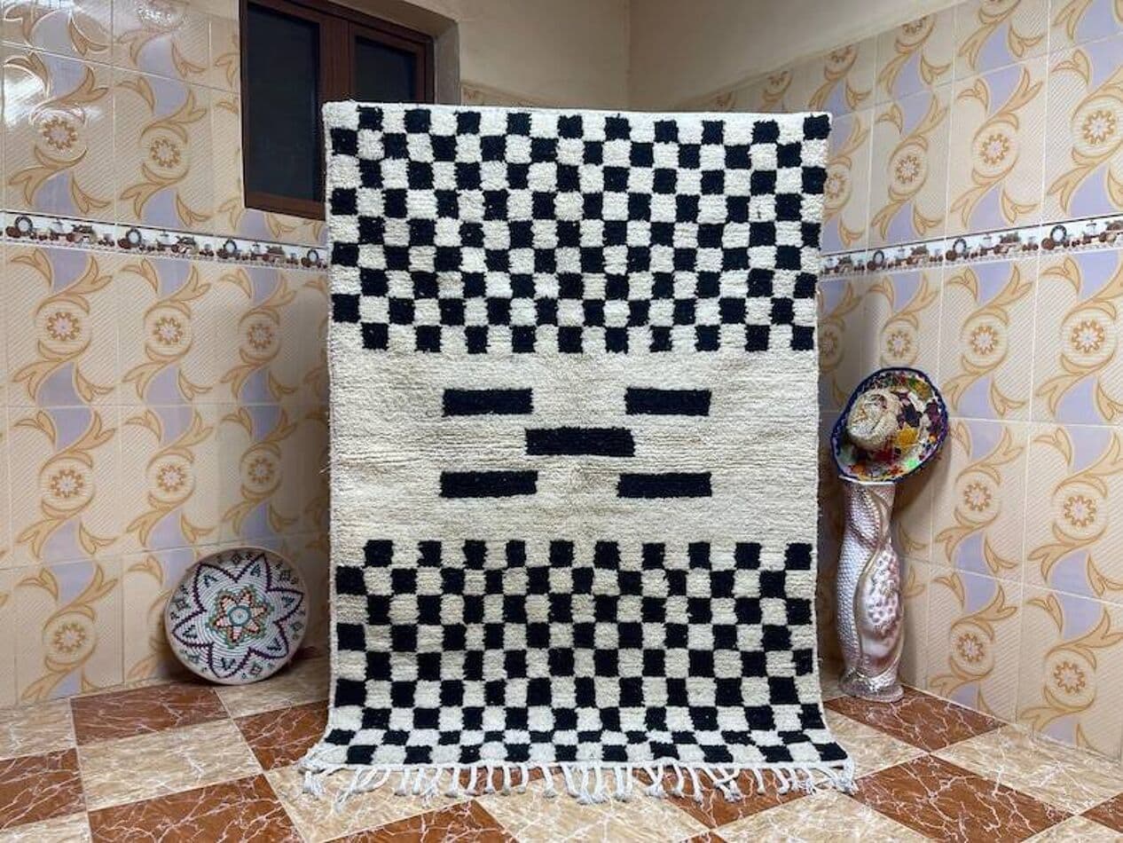 Ręcznie tkany dywan 250x150 cm, wełna, kość słoniowa, czarny, Maroko - 199099