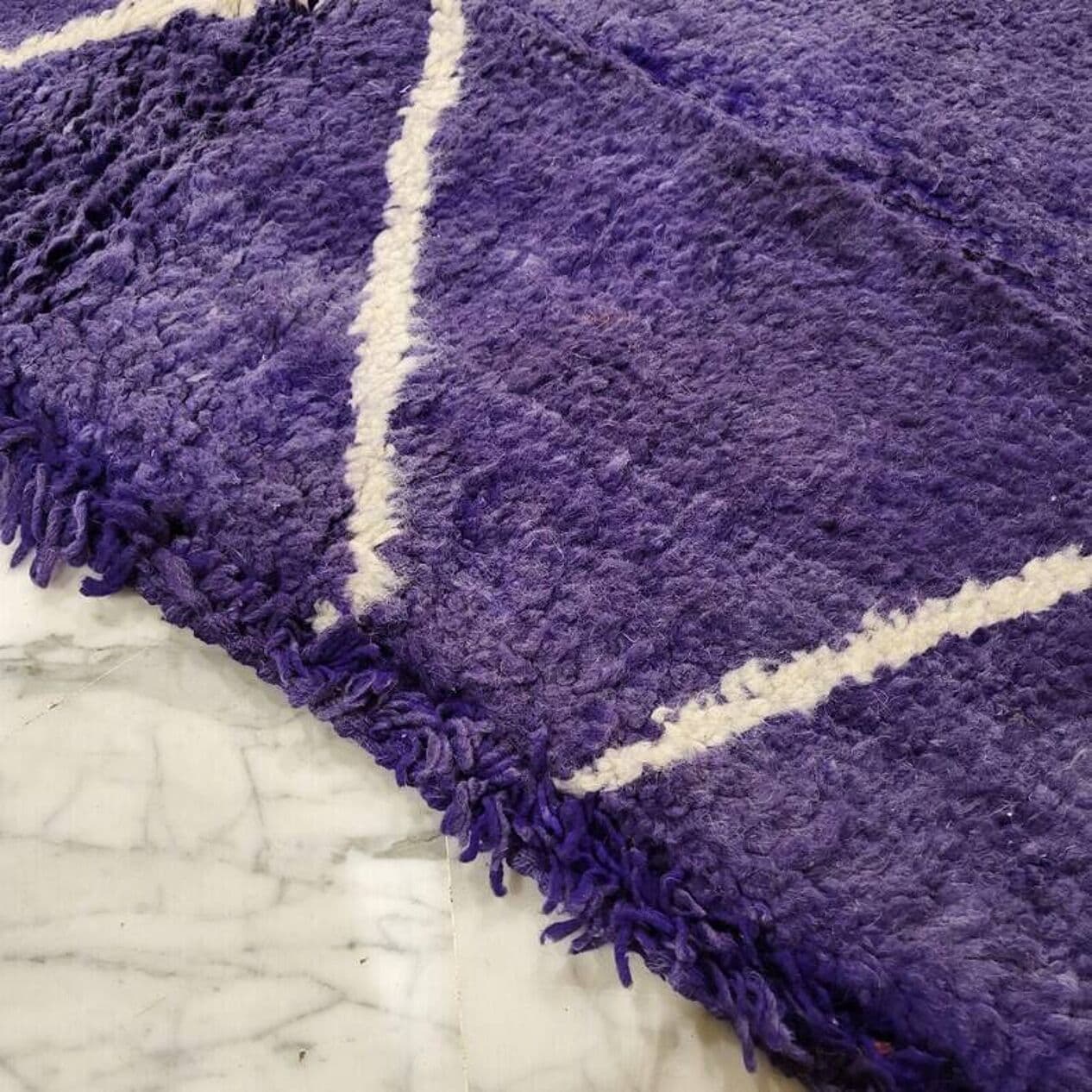 Ręcznie tkany dywan 250x150 cm, wełna, fioletowy, biały, Maroko - 198471