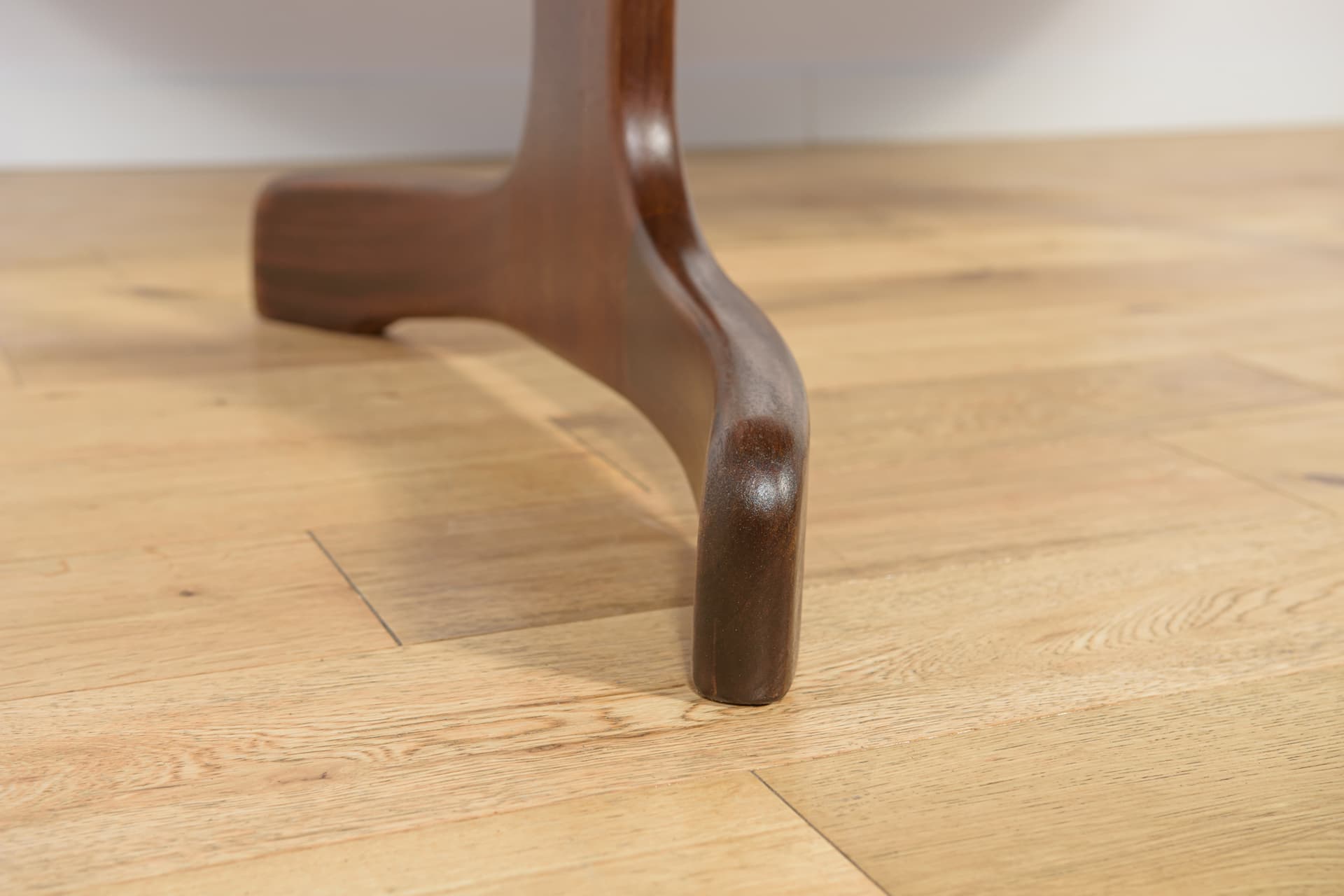 Extendable Oval Table, dark brown teak, G-Plan, United Kingdom, 1960s. - 198869