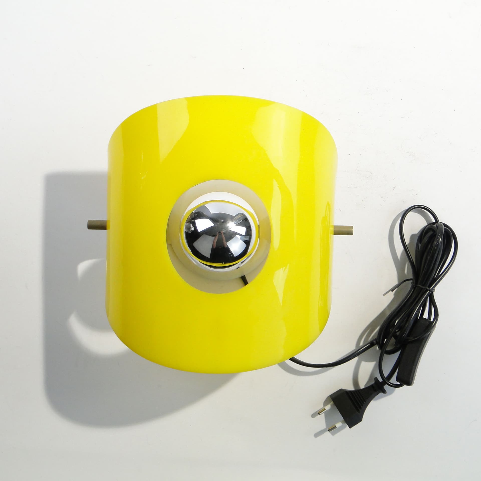 Wall sconce Space Age, yellow, plastic metal, Polam, Poland, 1960s. - 1405