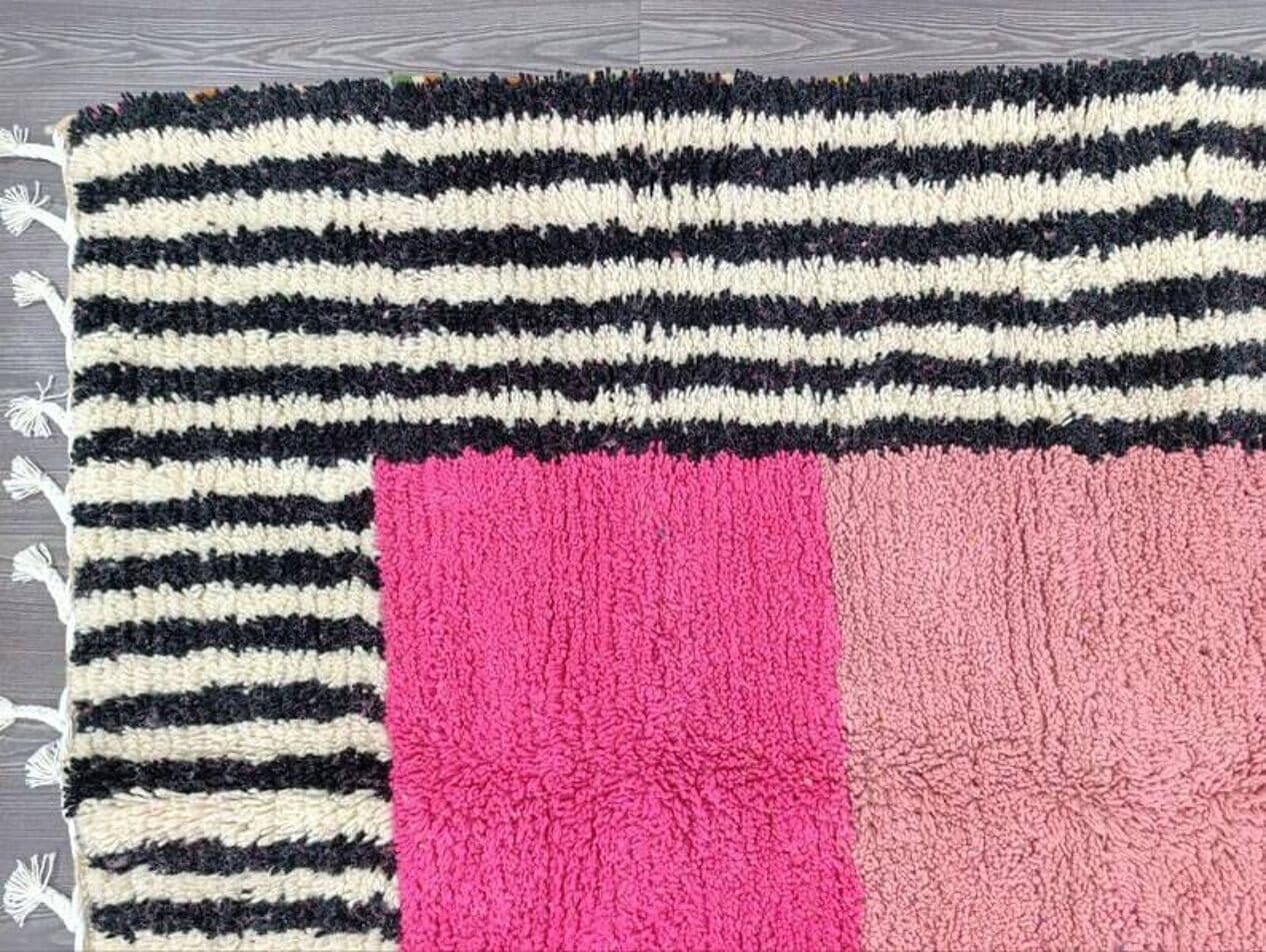 Ręcznie tkany dywan 250x150 cm, wełna, różowy, Maroko - 201411