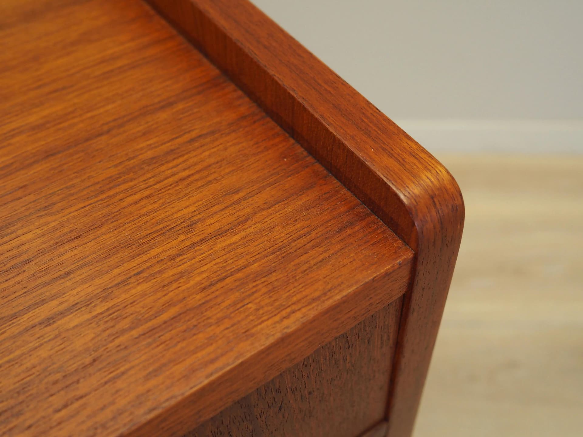 Toaletka, teak orange, Dania, lata 70. - 14337