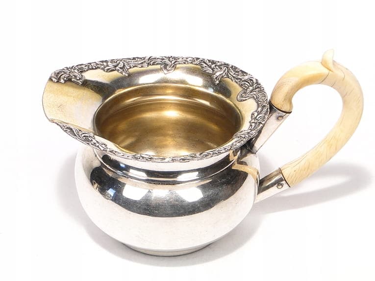 Neoclassical creamer, silver, Russia, 19th c. - 201763