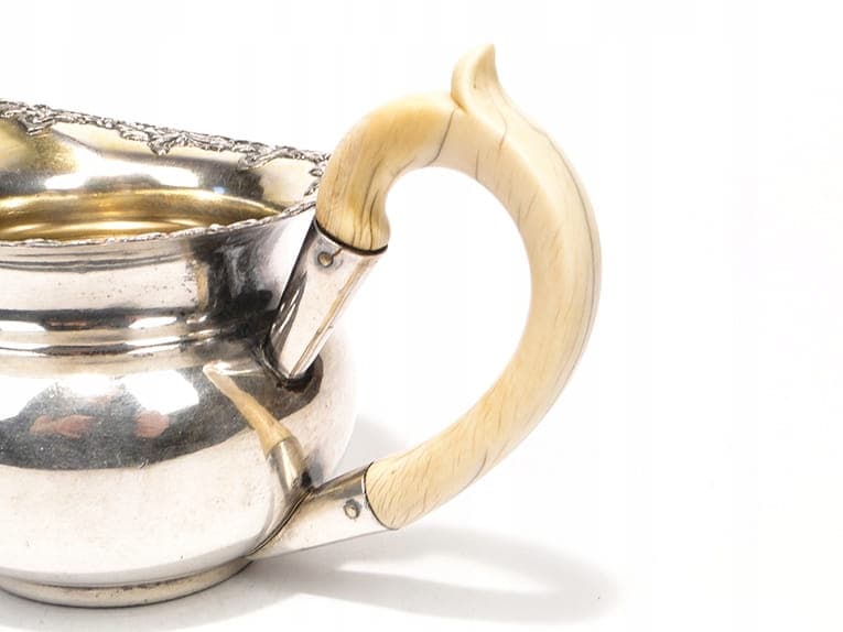 Neoclassical creamer, silver, Russia, 19th c. - 201757