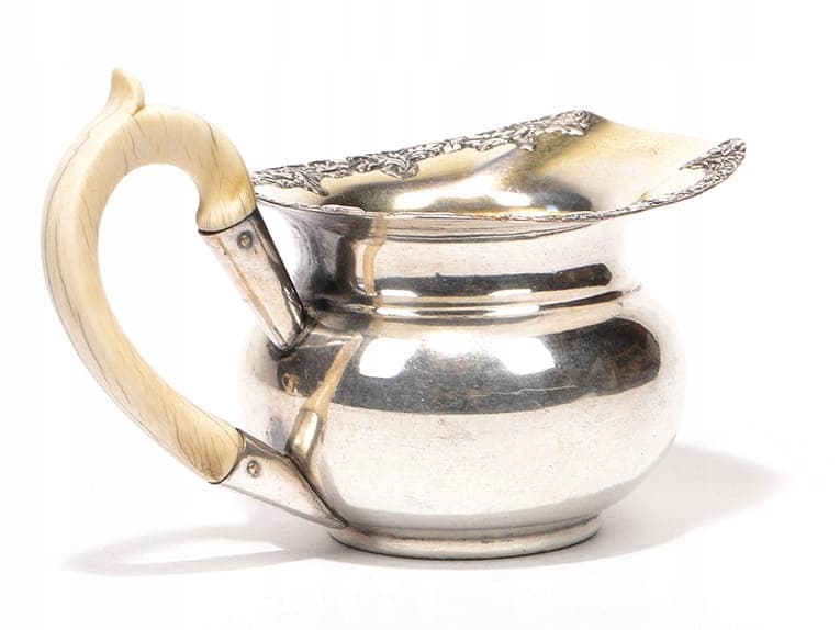 Neoclassical creamer, silver, Russia, 19th c. - 201761