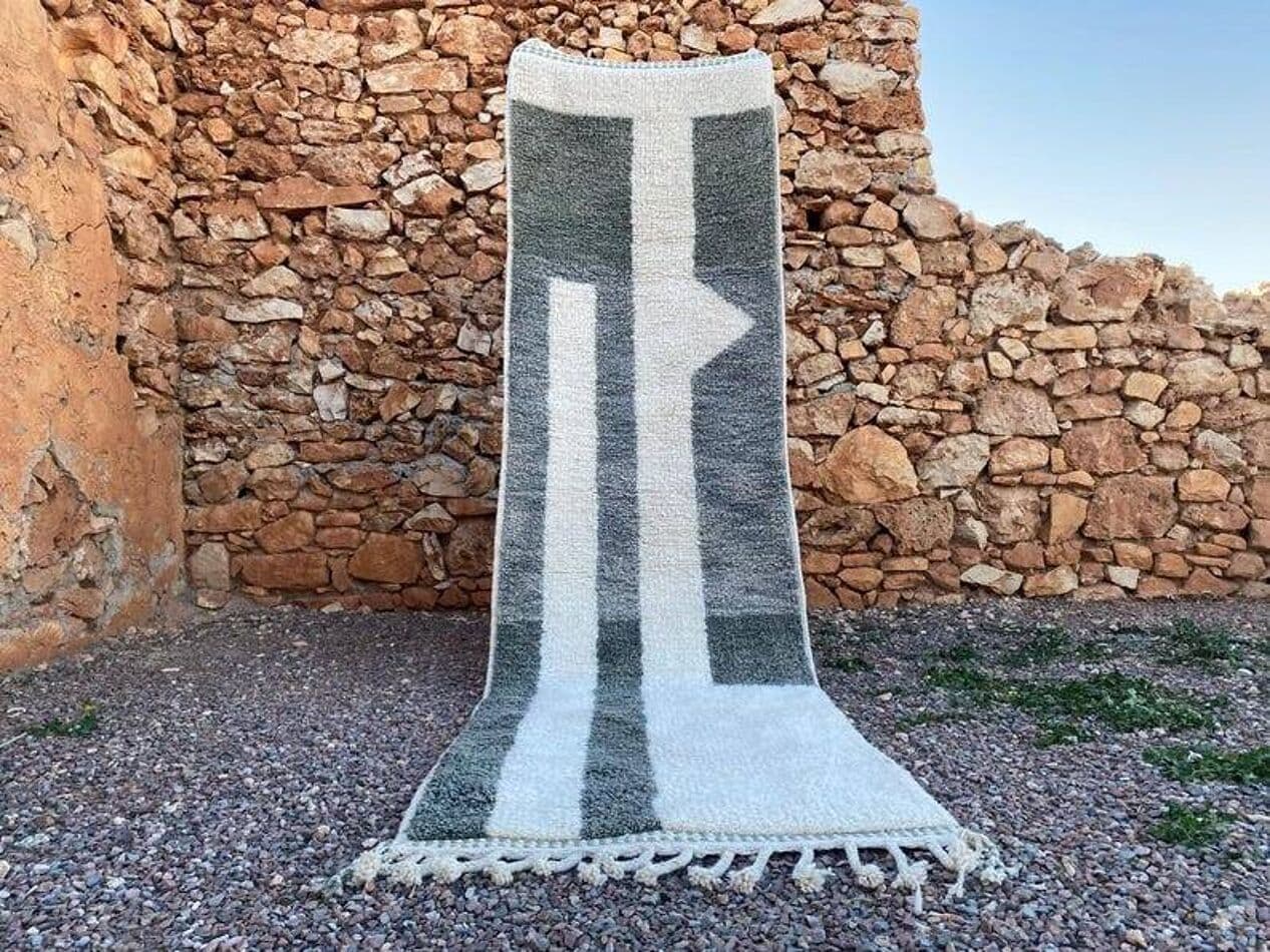 Handmade rug 400x70 cm, wool, grey, Morocco - 202547