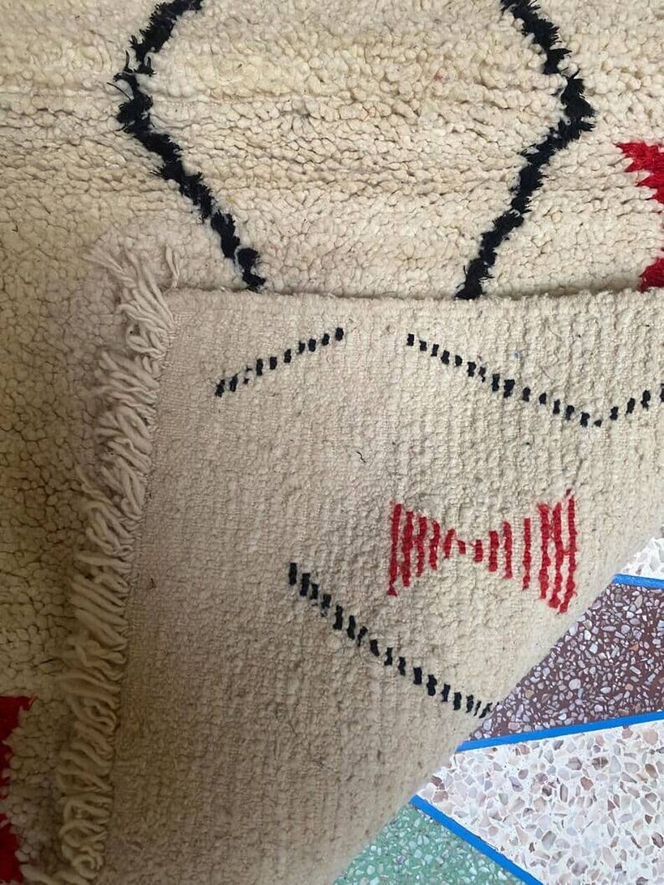 Ręcznie tkany dywan 250x150 cm, wełna, beżowy, czarny, czerwony, Maroko - 202520